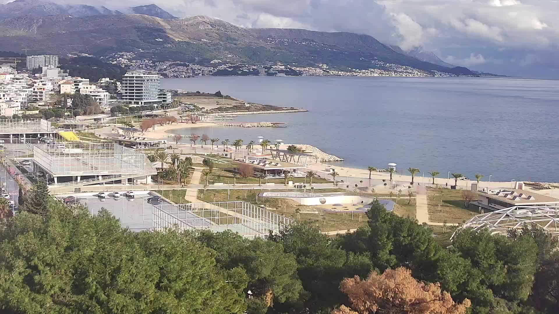 Plaža Žnjan in športni objekti – Split
