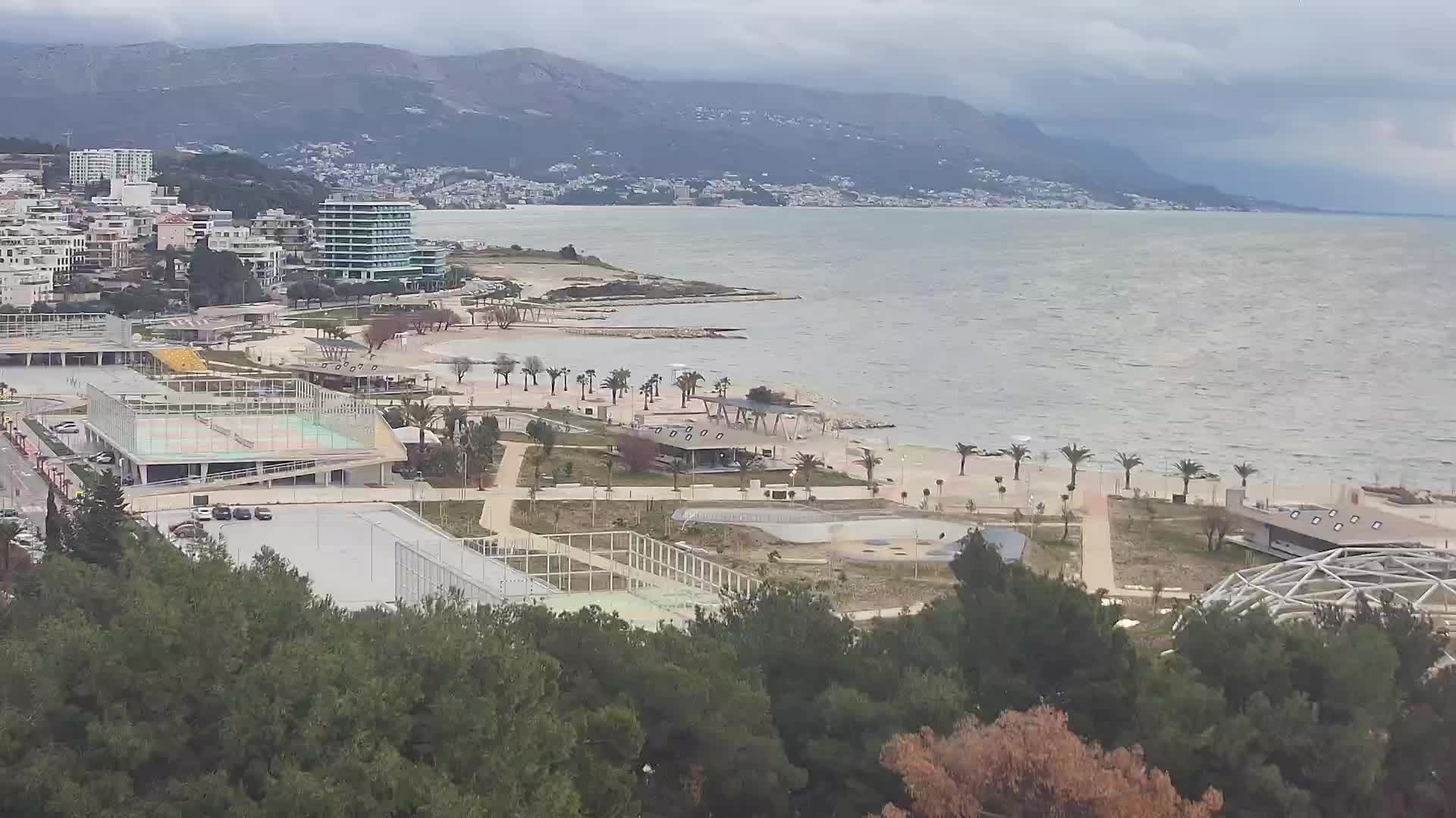 Plaža Žnjan in športni objekti – Split