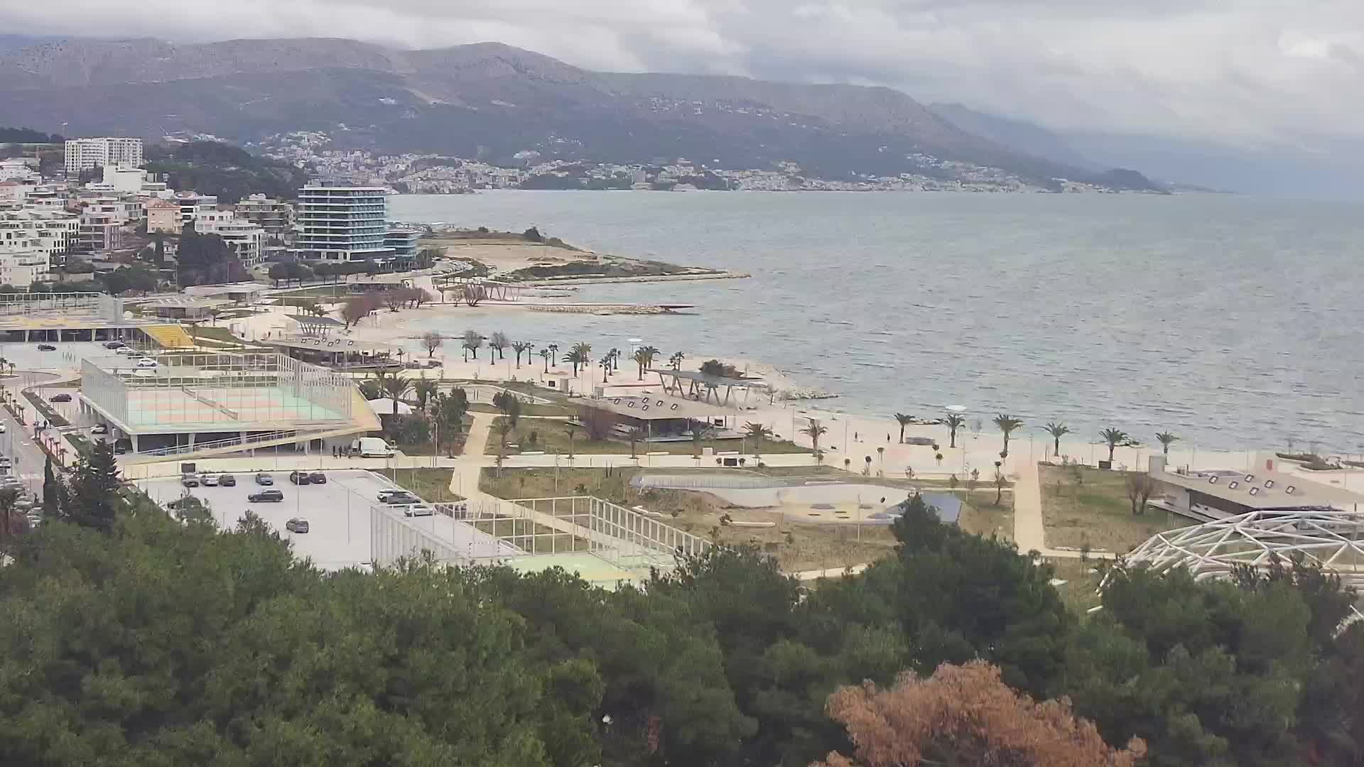 Playa Žnjan e instalaciones deportivas – Split