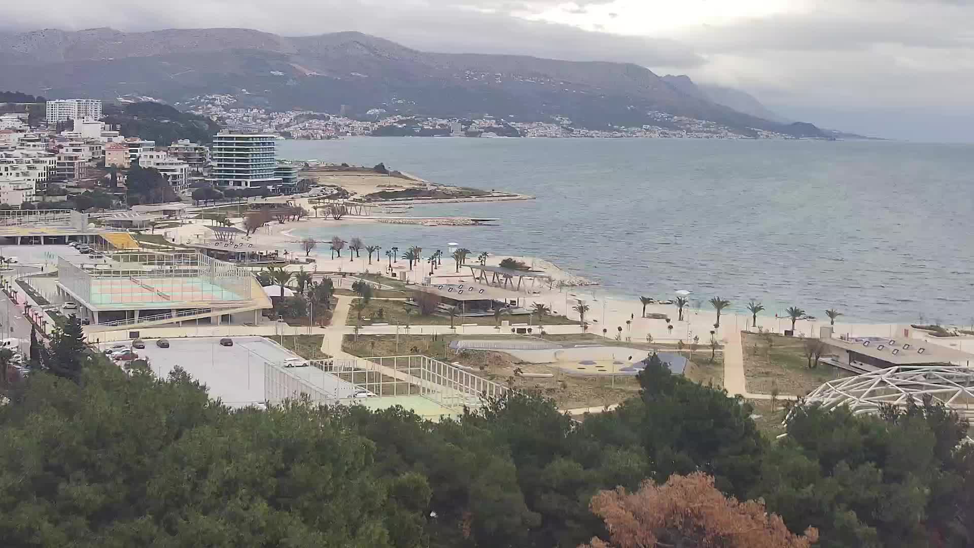 Plaža Žnjan in športni objekti – Split