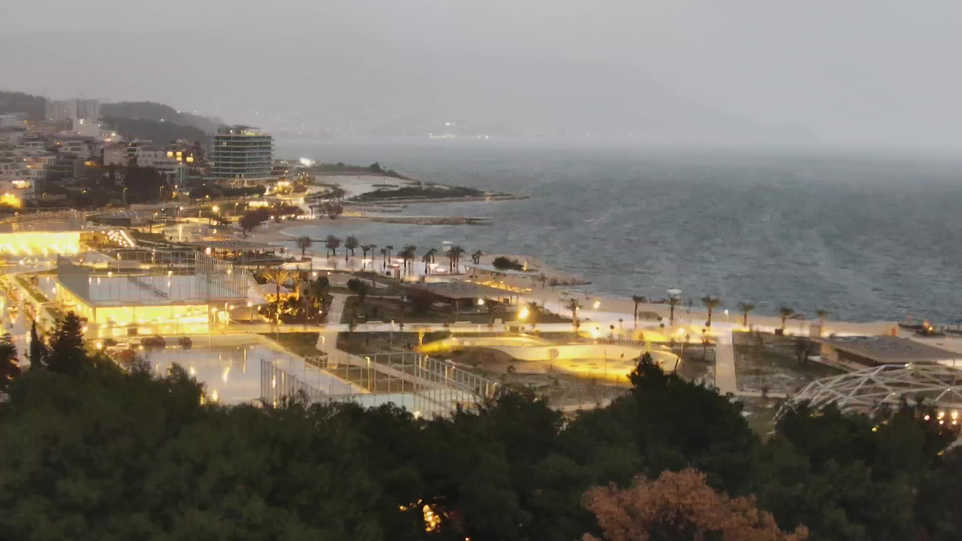 Plaža Žnjan in športni objekti – Split