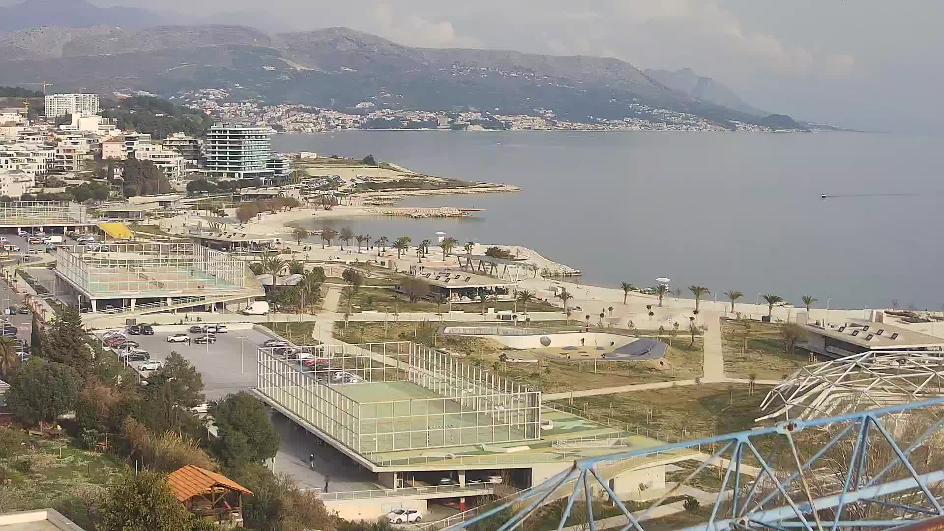 Playa Žnjan e instalaciones deportivas – Split