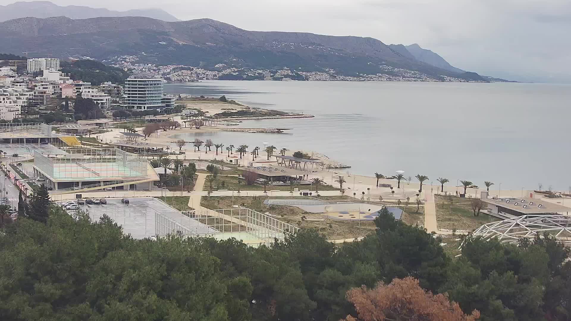 Plage Žnjan et installations sportives – Split