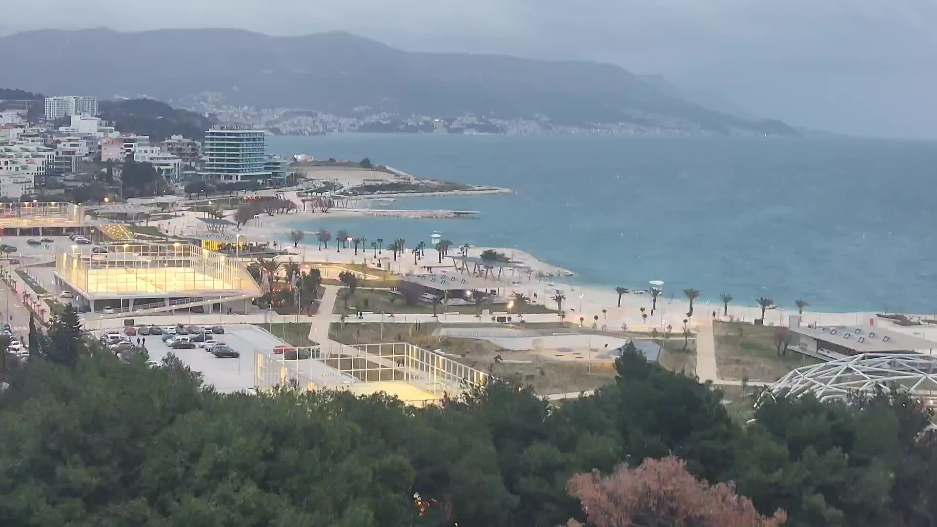 Plaža Žnjan in športni objekti – Split