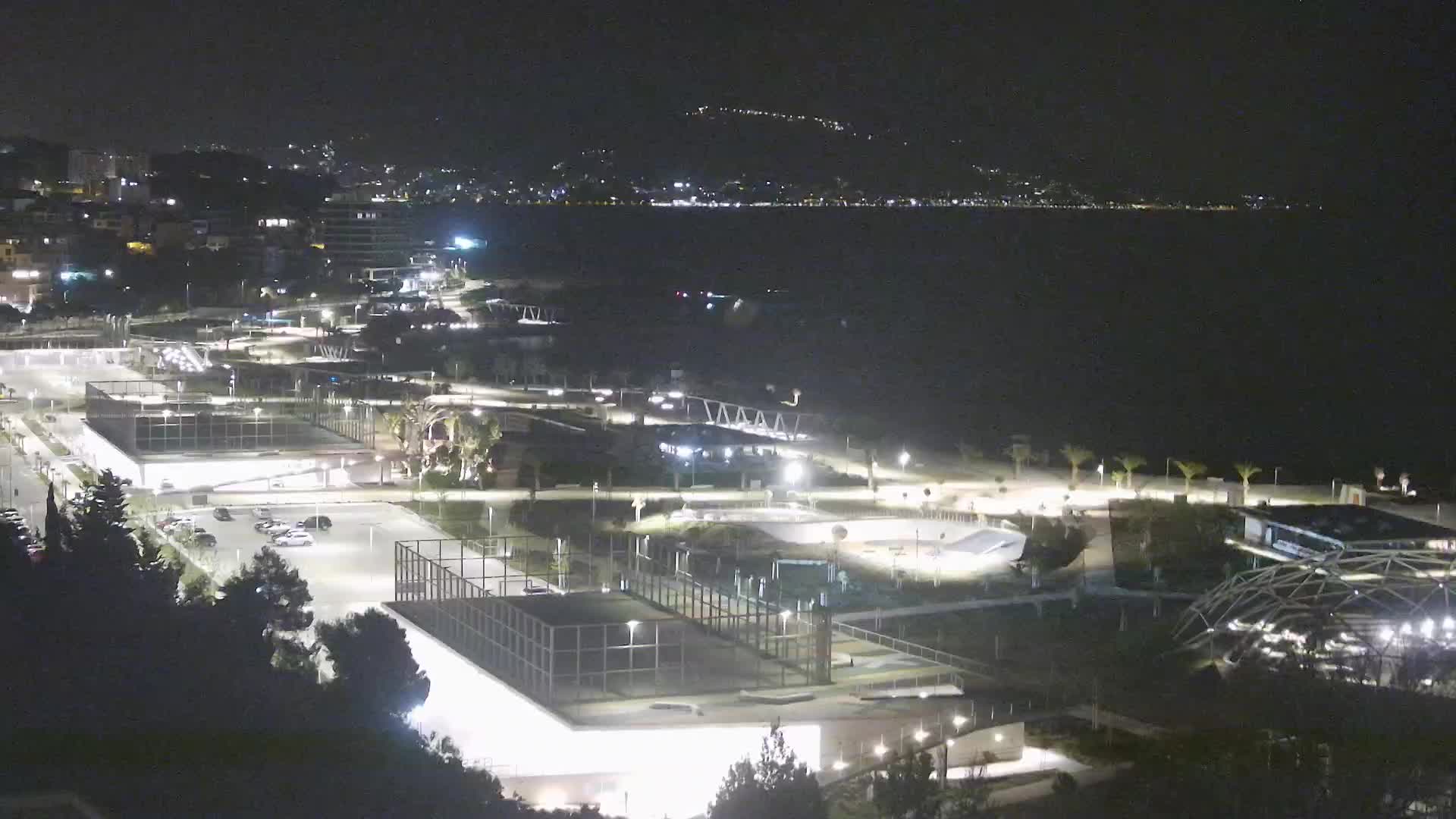 Playa Žnjan e instalaciones deportivas – Split