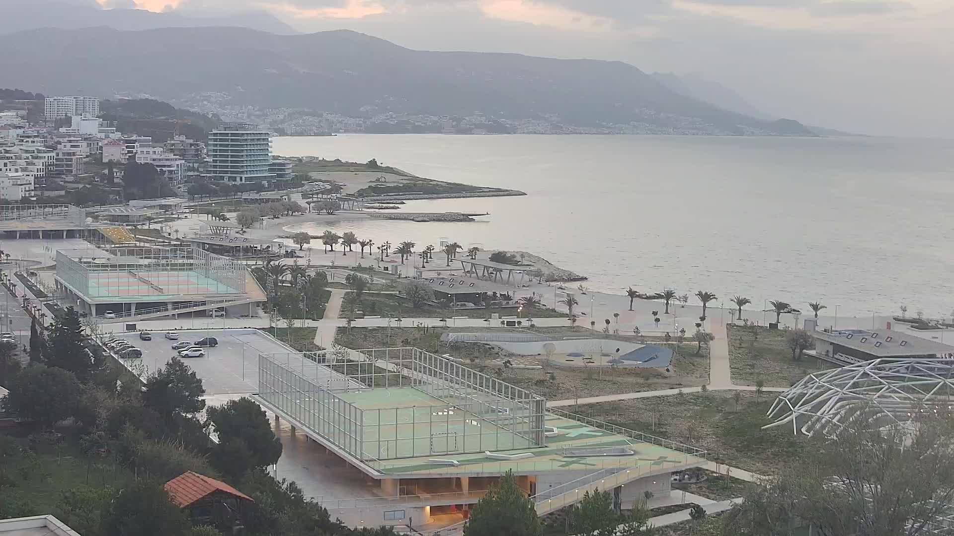 Plaža Žnjan in športni objekti – Split