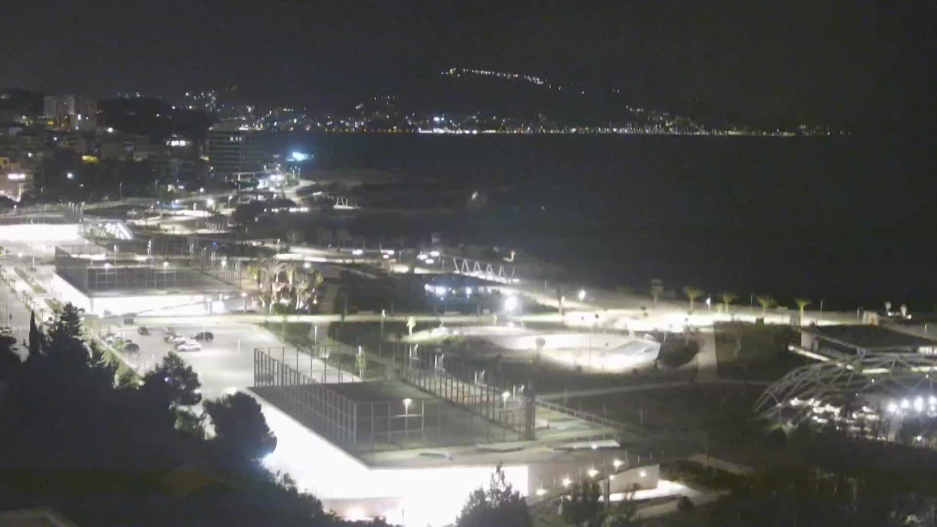 Playa Žnjan e instalaciones deportivas – Split