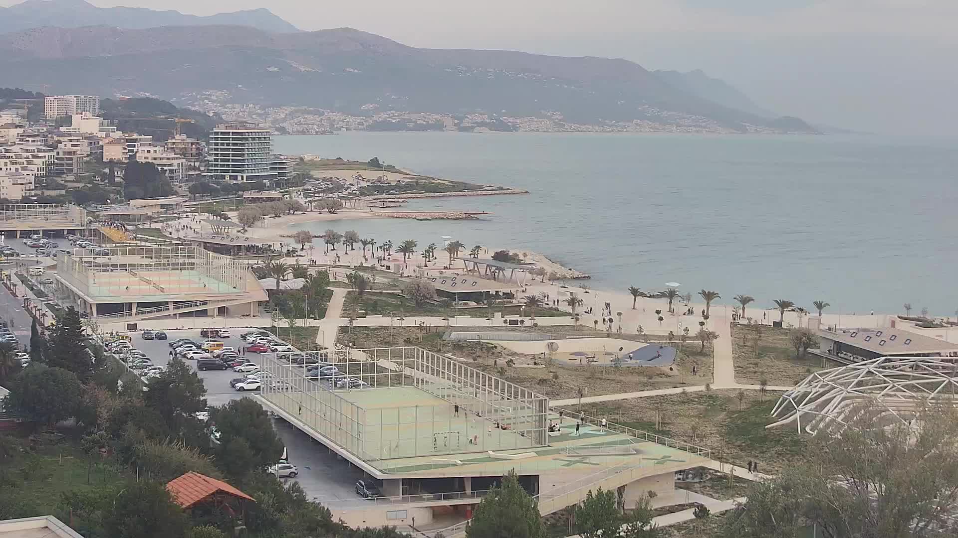 Plaža Žnjan in športni objekti – Split