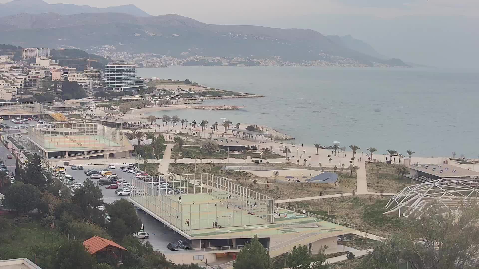 Plaža Žnjan in športni objekti – Split