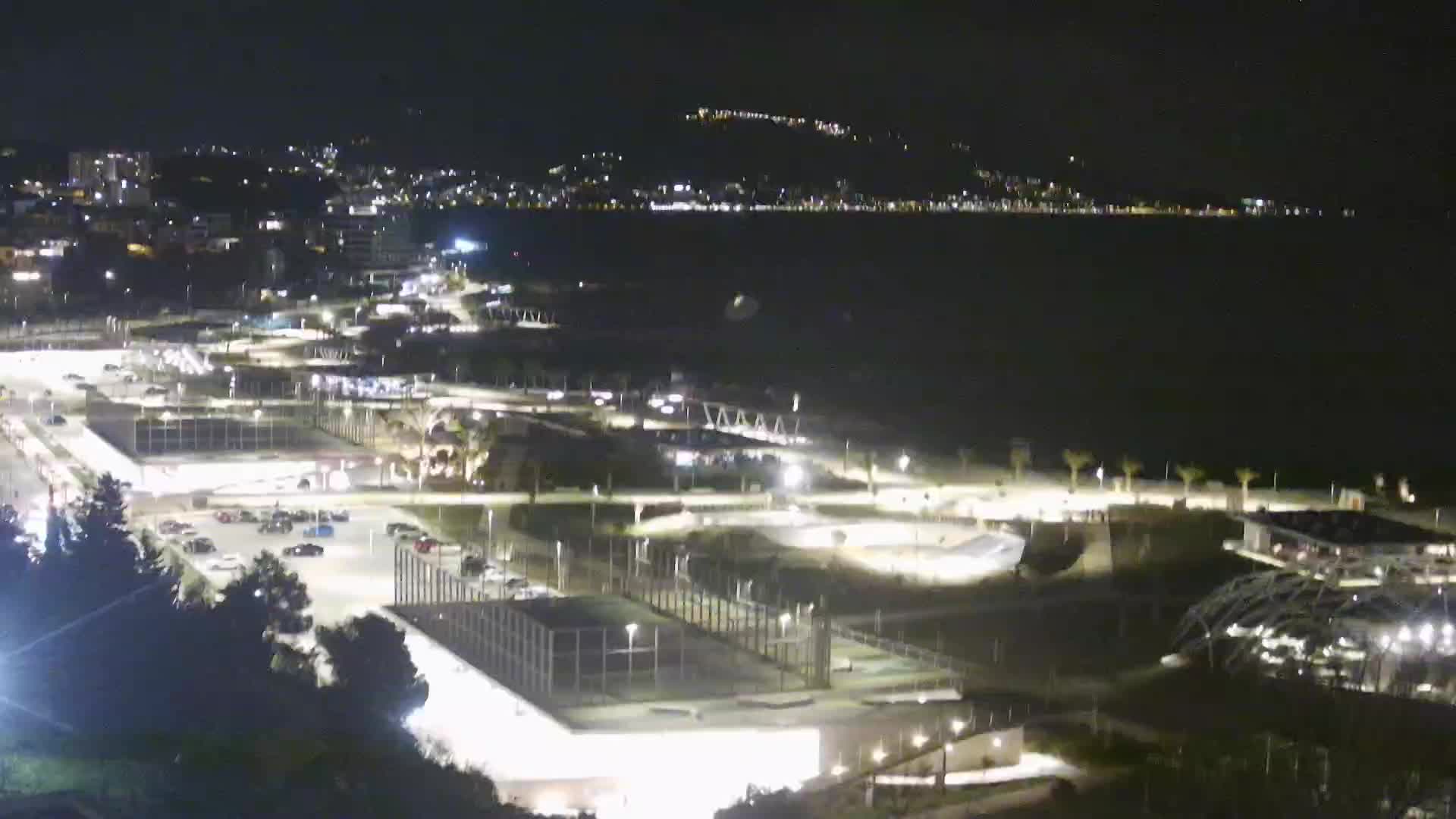 Playa Žnjan e instalaciones deportivas – Split