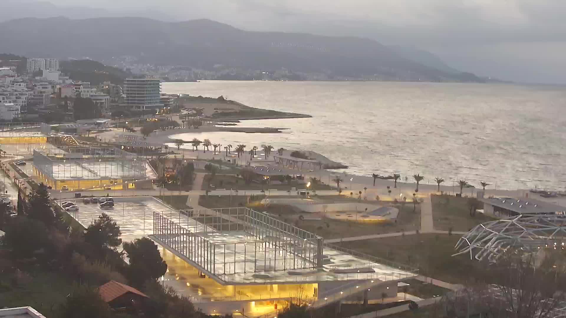 Plaža Žnjan in športni objekti – Split