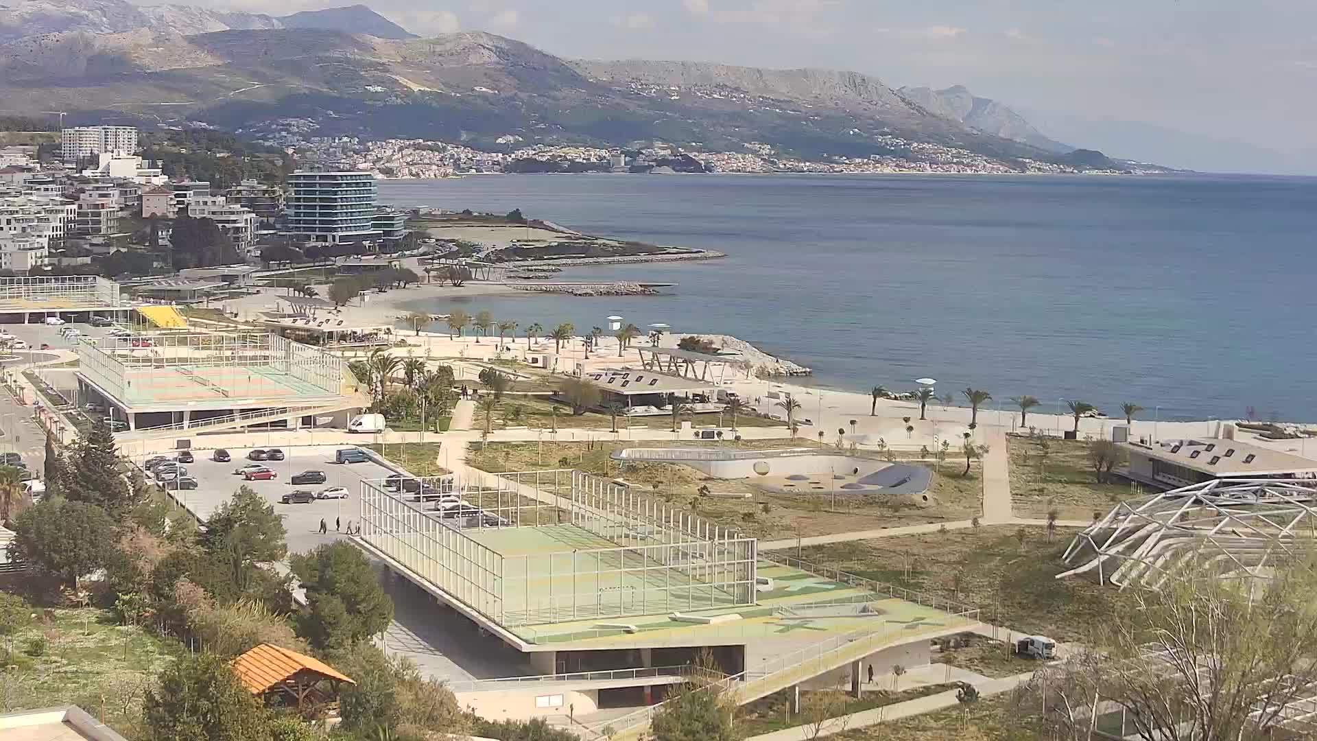 Plaža Žnjan in športni objekti – Split
