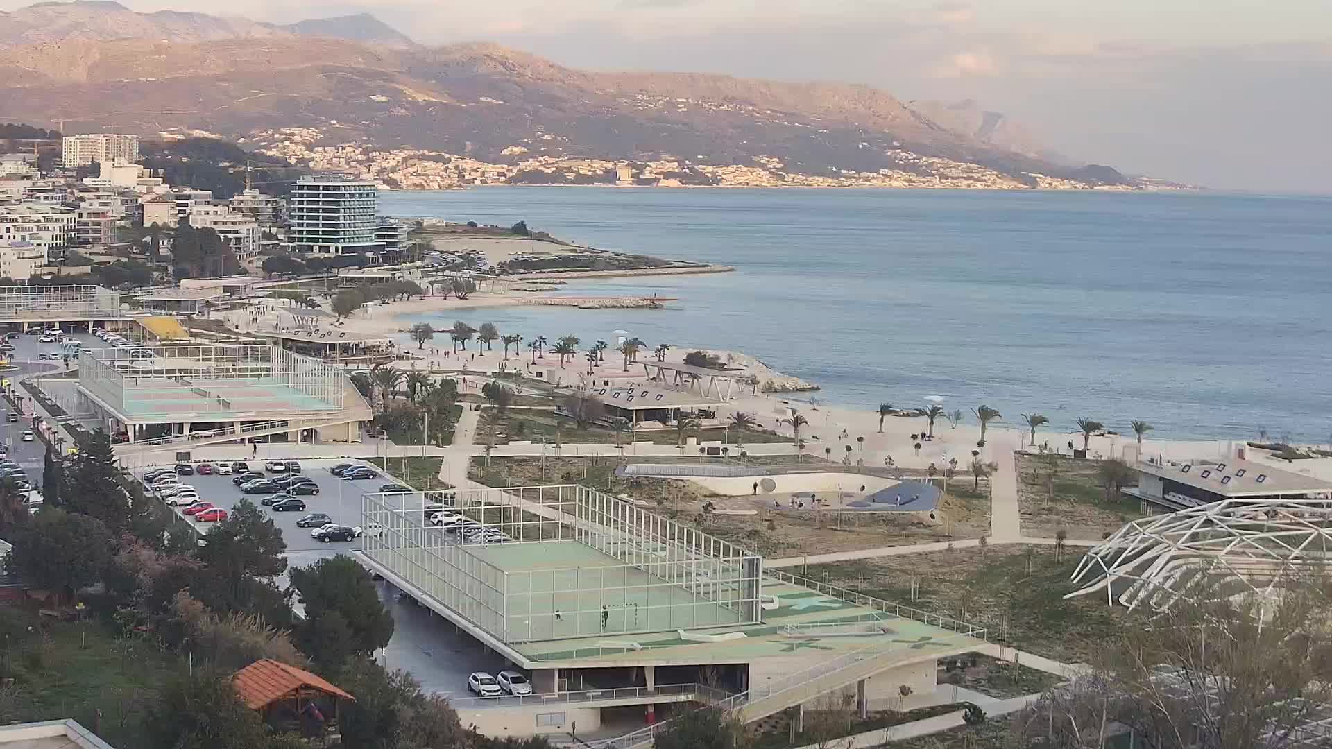 Plaža Žnjan in športni objekti – Split