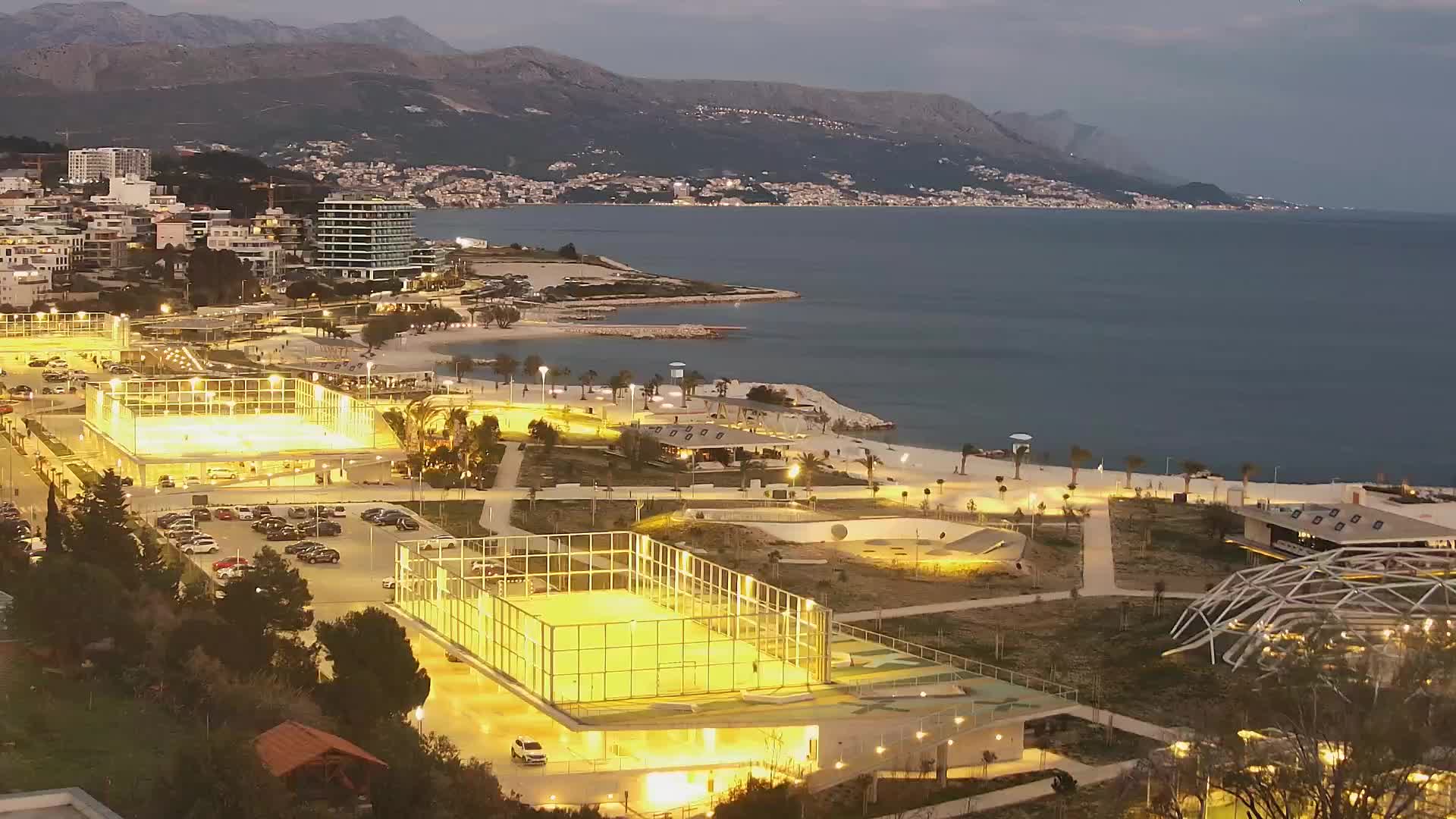 Plaža Žnjan in športni objekti – Split