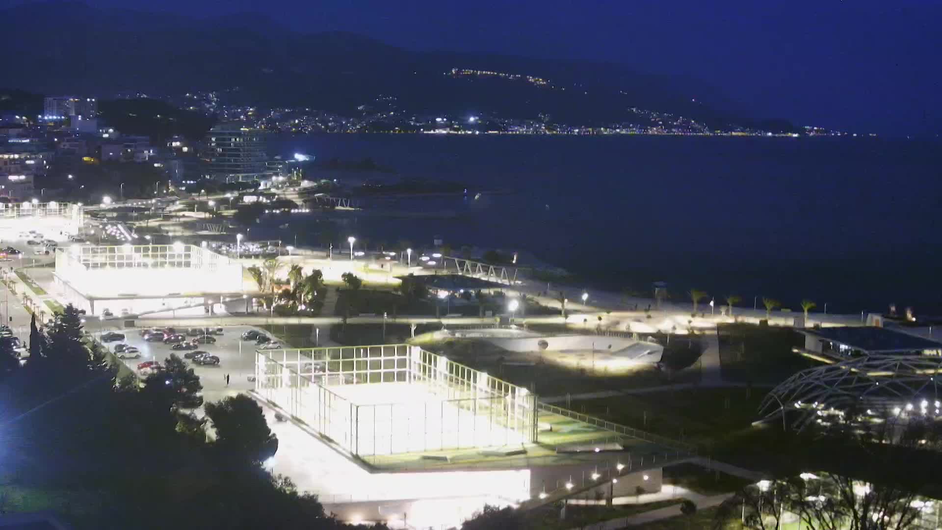 Plaža Žnjan in športni objekti – Split