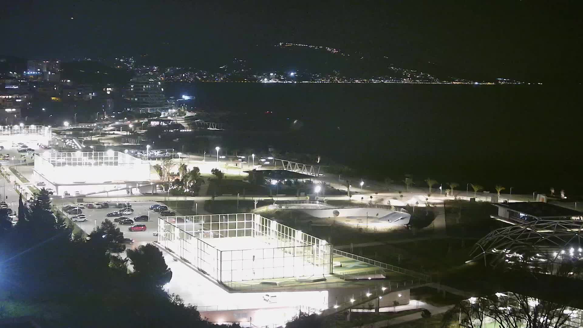 Playa Žnjan e instalaciones deportivas – Split