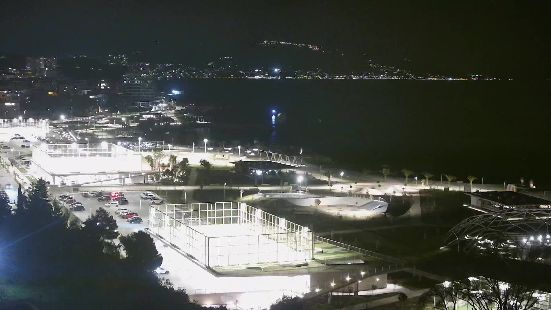 Playa Žnjan e instalaciones deportivas – Split