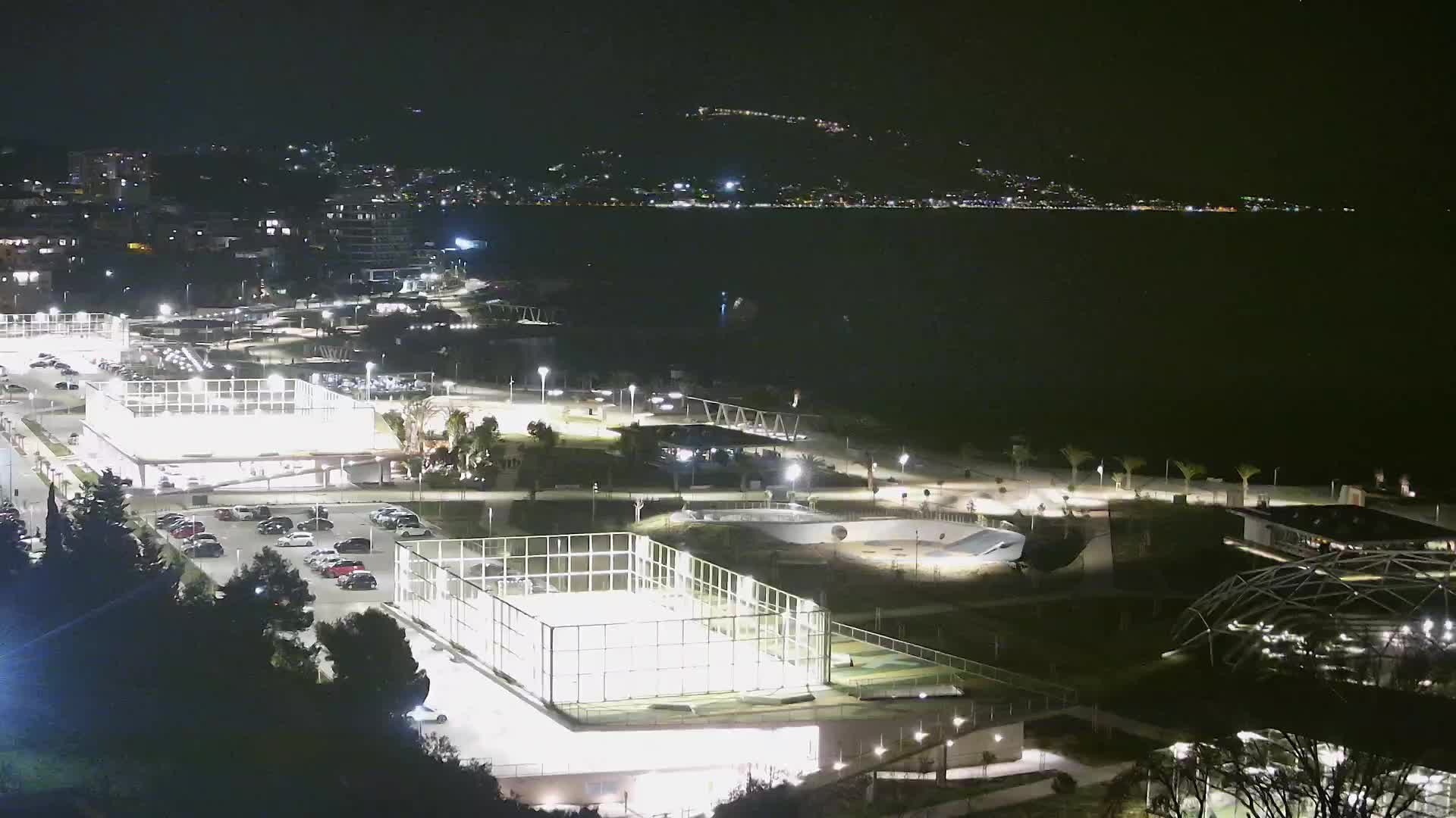 Playa Žnjan e instalaciones deportivas – Split