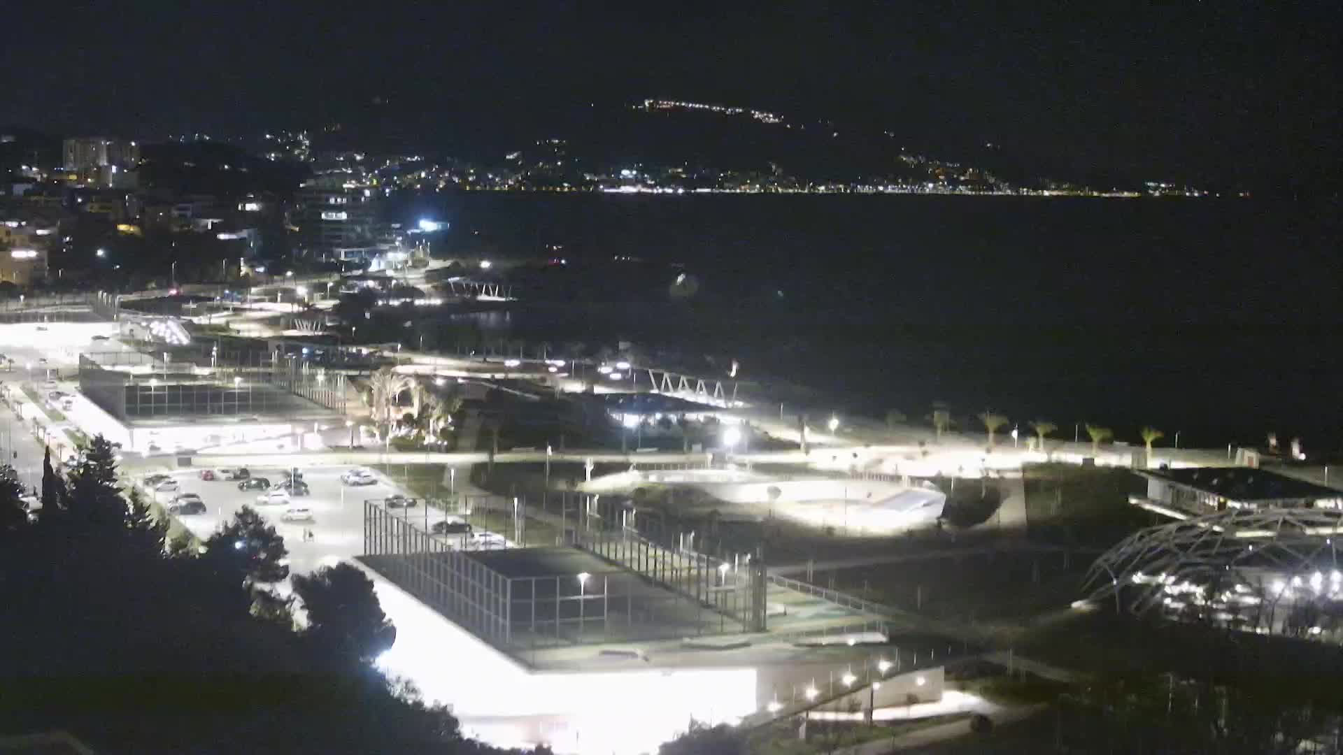 Playa Žnjan e instalaciones deportivas – Split