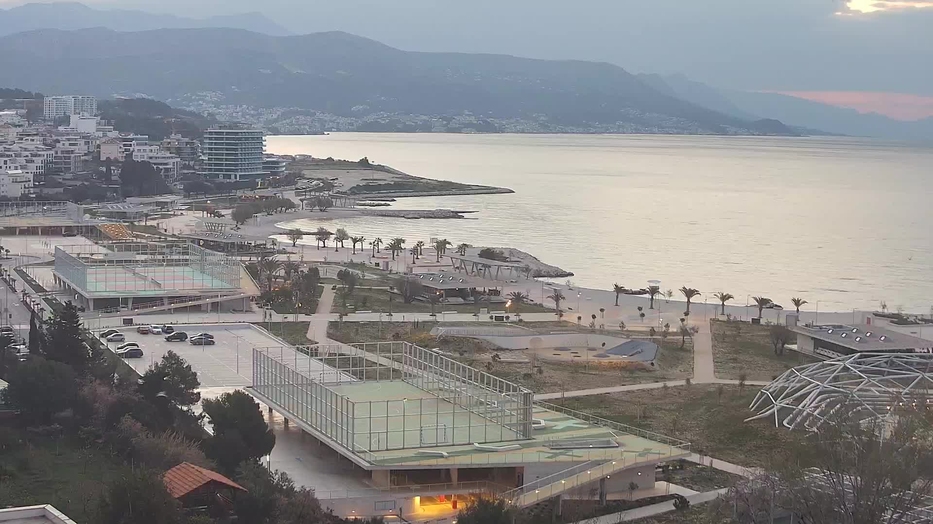 Plaža Žnjan in športni objekti – Split