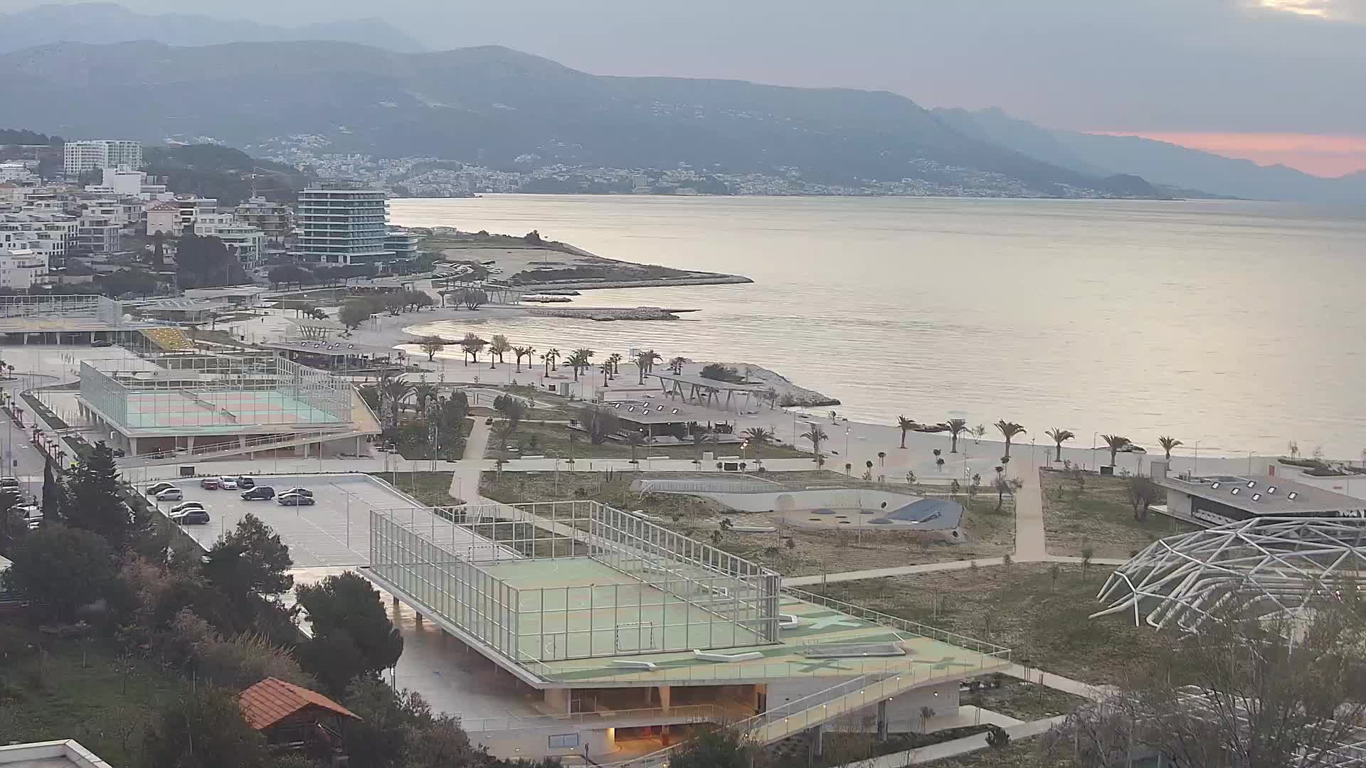 Plaža Žnjan in športni objekti – Split