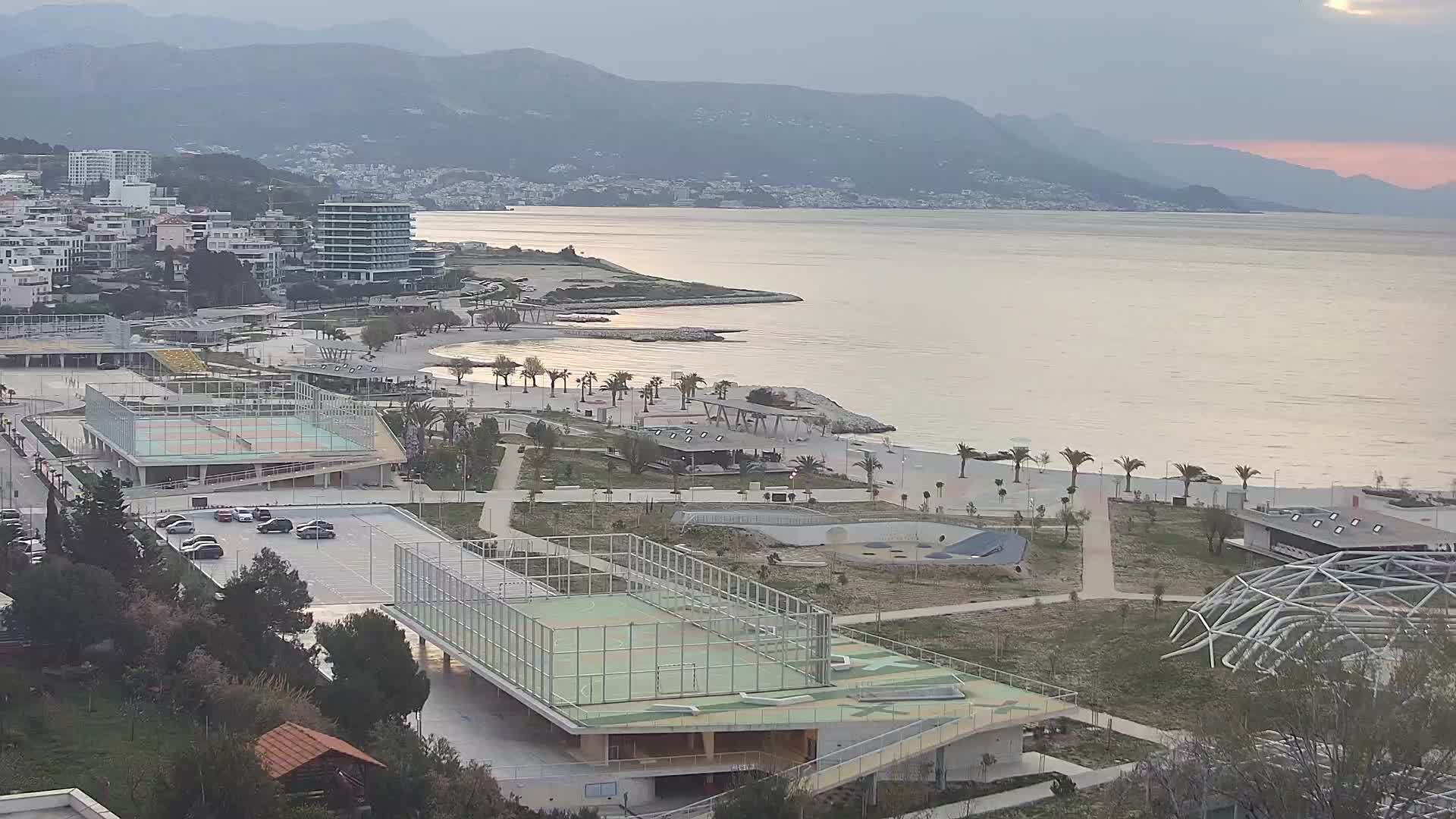 Plage Žnjan et installations sportives – Split