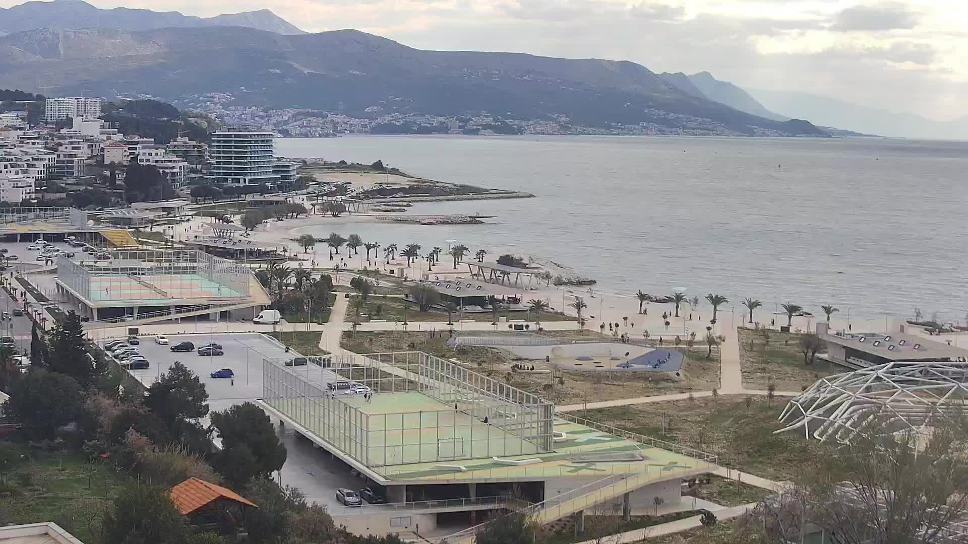 Plage Žnjan et installations sportives – Split