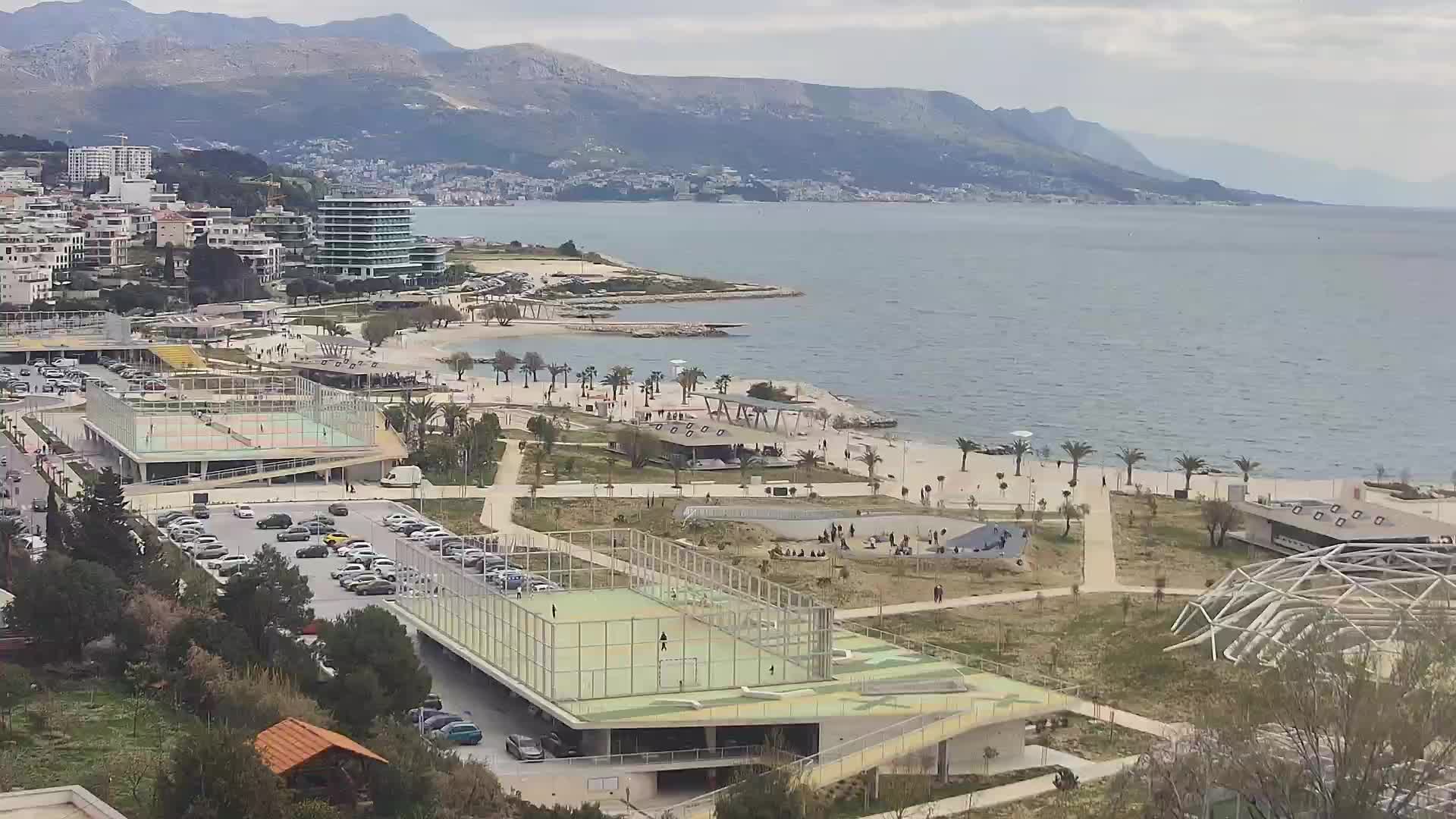Plaža Žnjan in športni objekti – Split