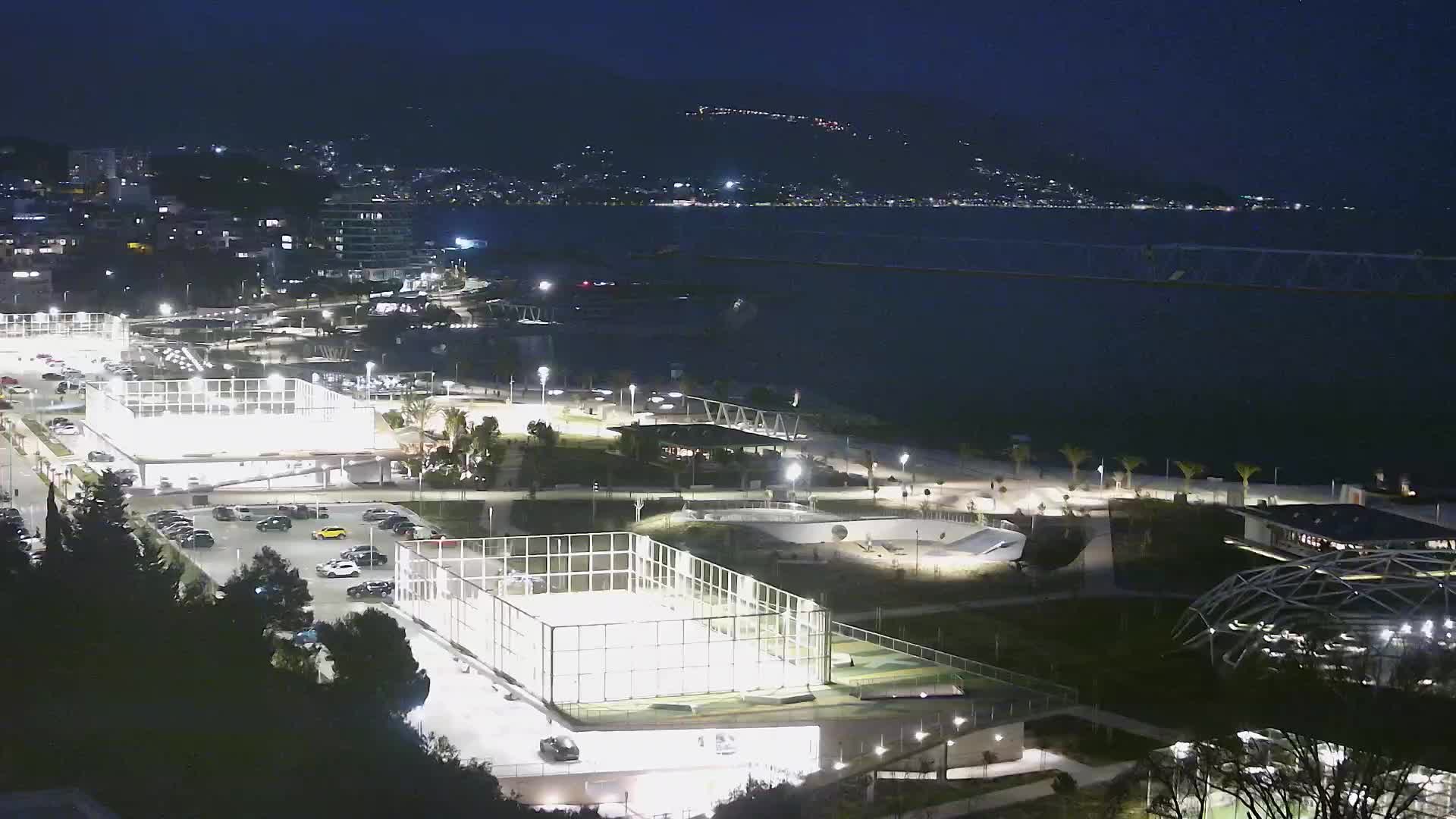 Plaža Žnjan in športni objekti – Split