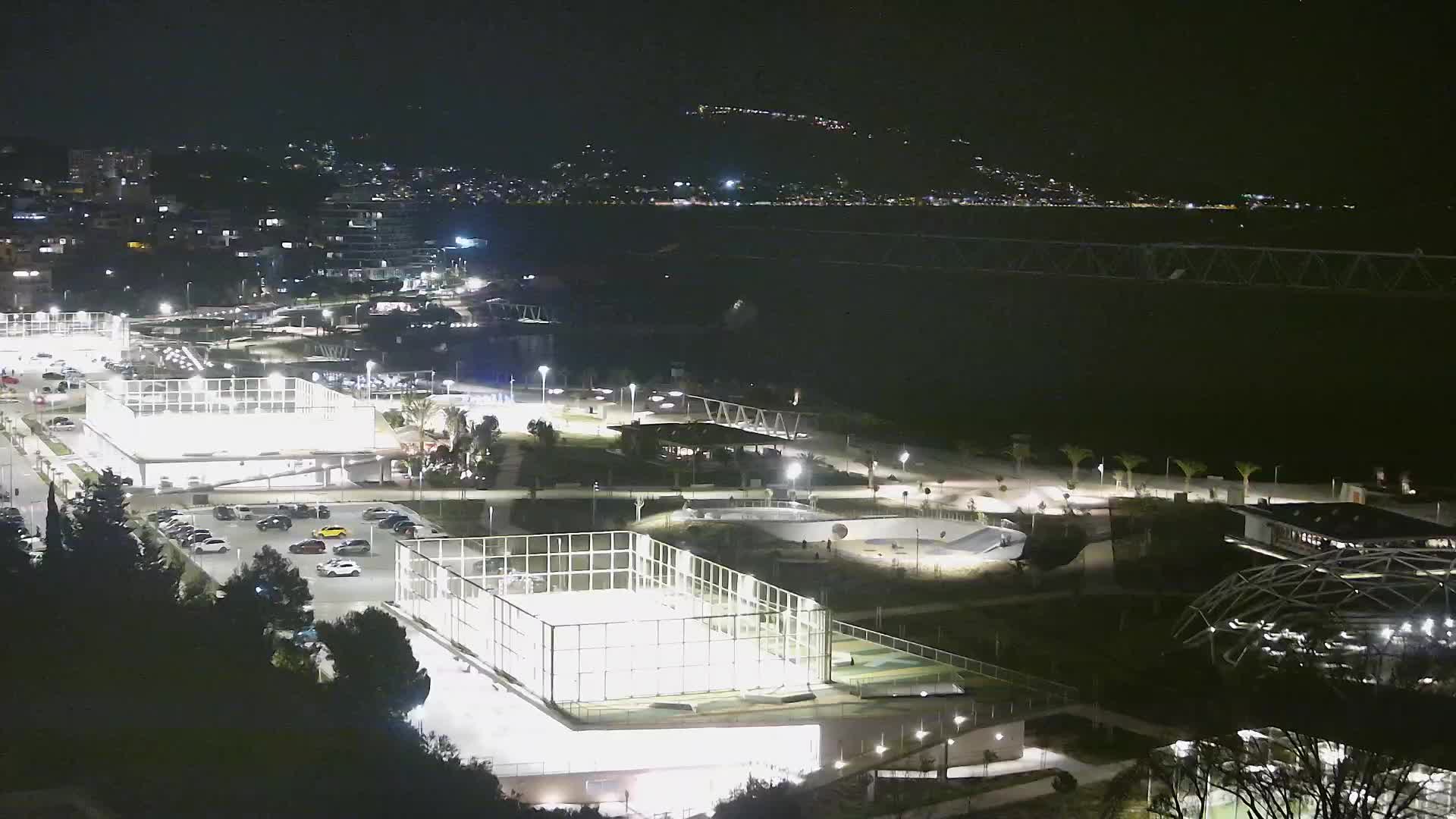 Plaža Žnjan in športni objekti – Split