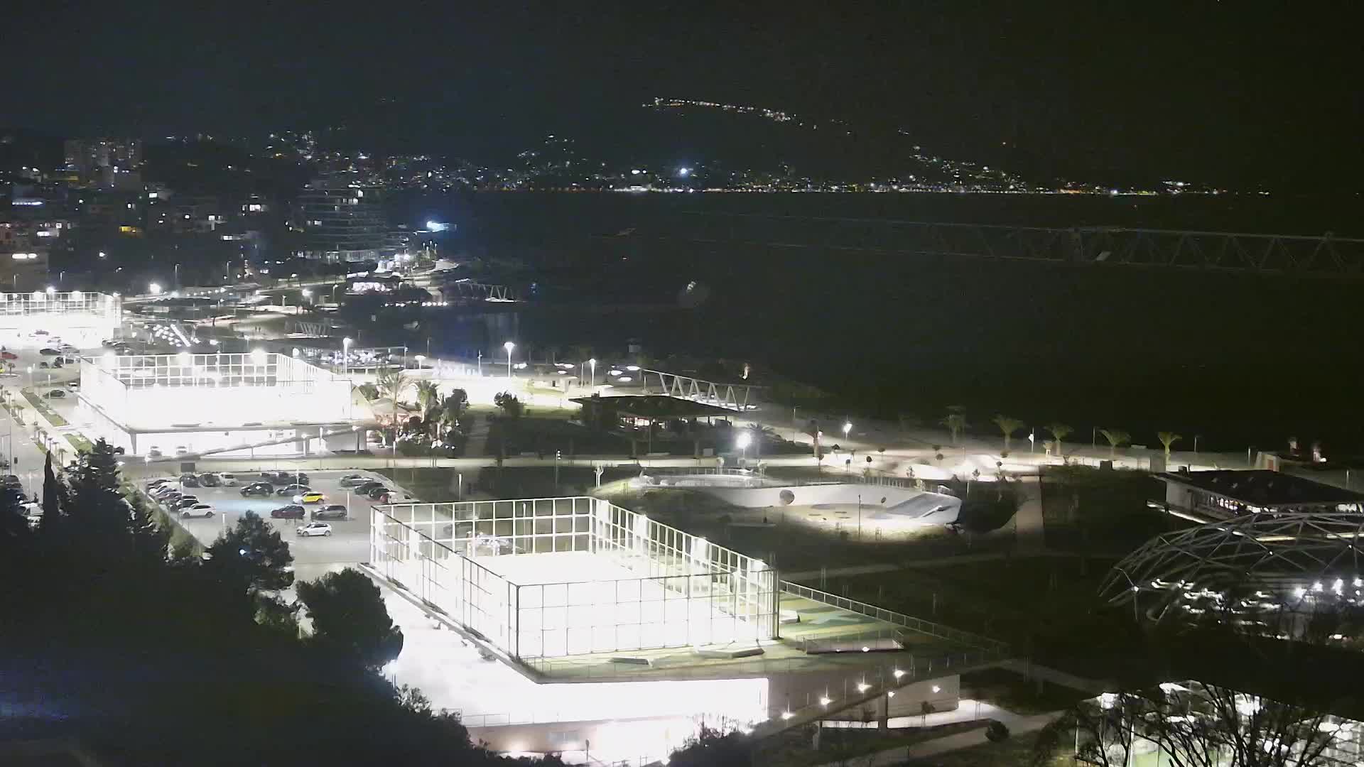 Playa Žnjan e instalaciones deportivas – Split