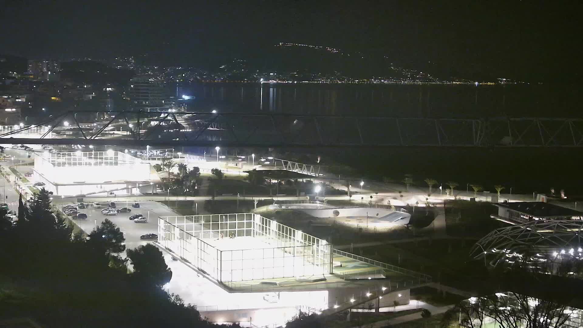 Playa Žnjan e instalaciones deportivas – Split