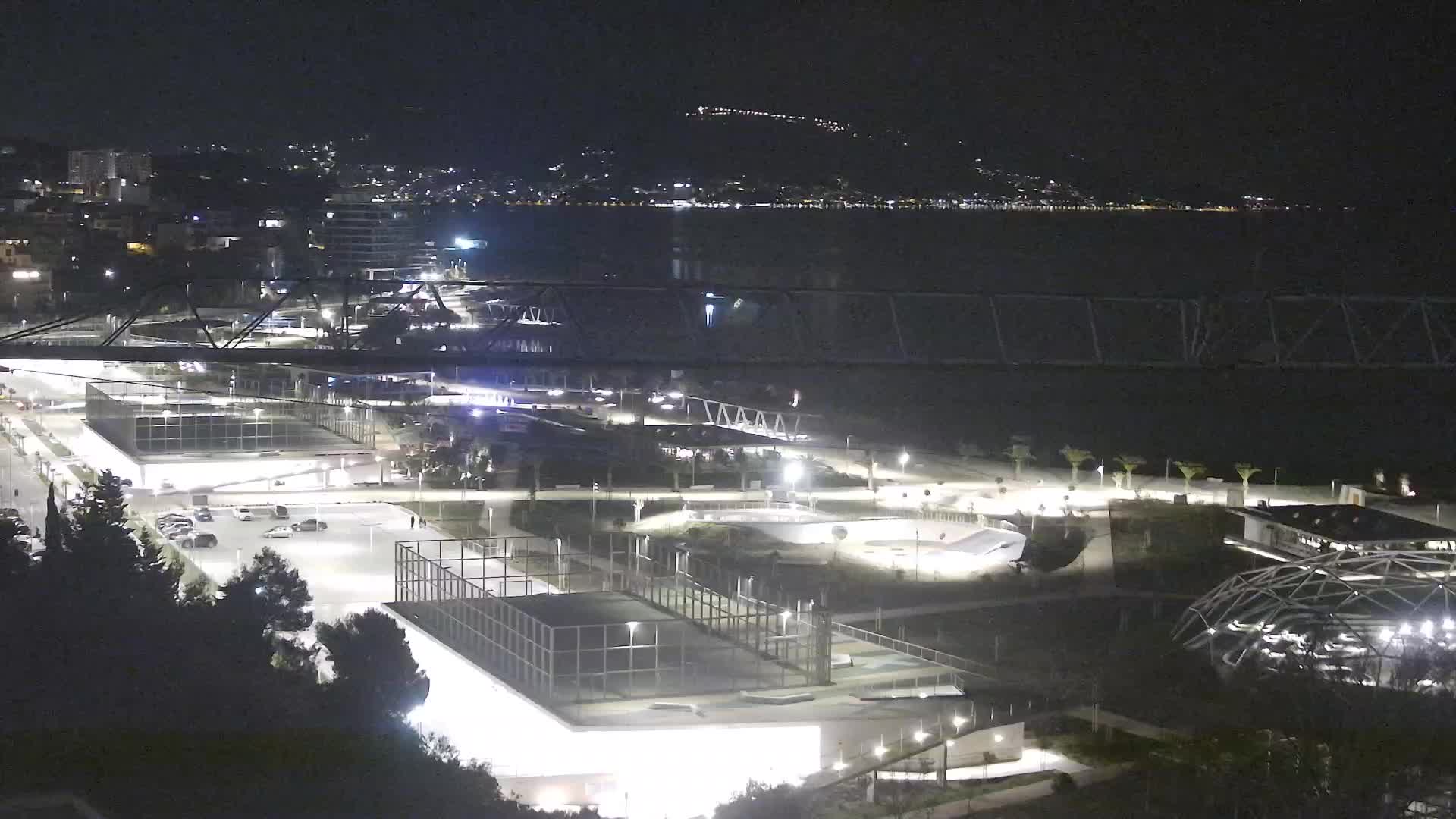 Playa Žnjan e instalaciones deportivas – Split