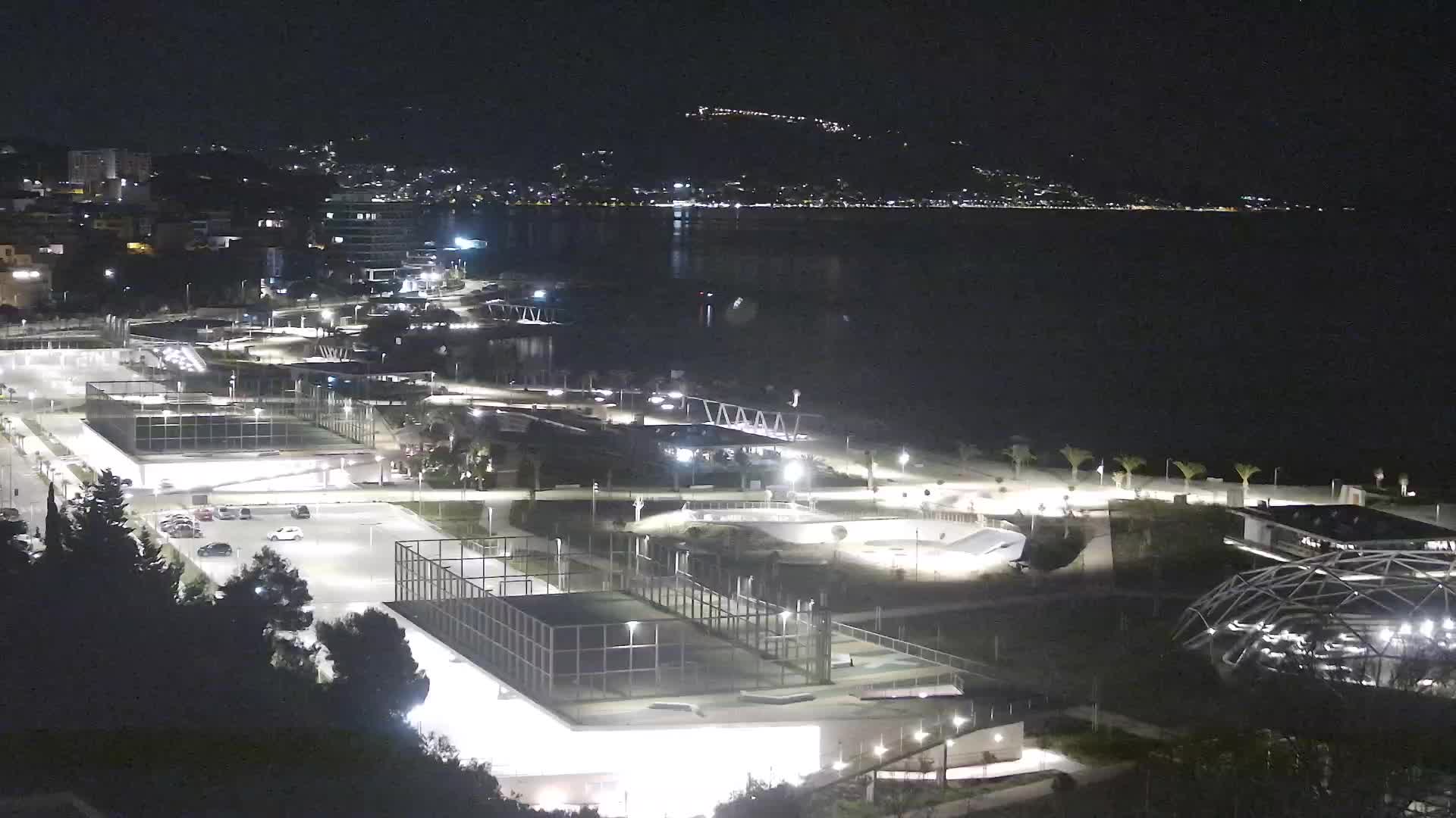 Plaža Žnjan in športni objekti – Split