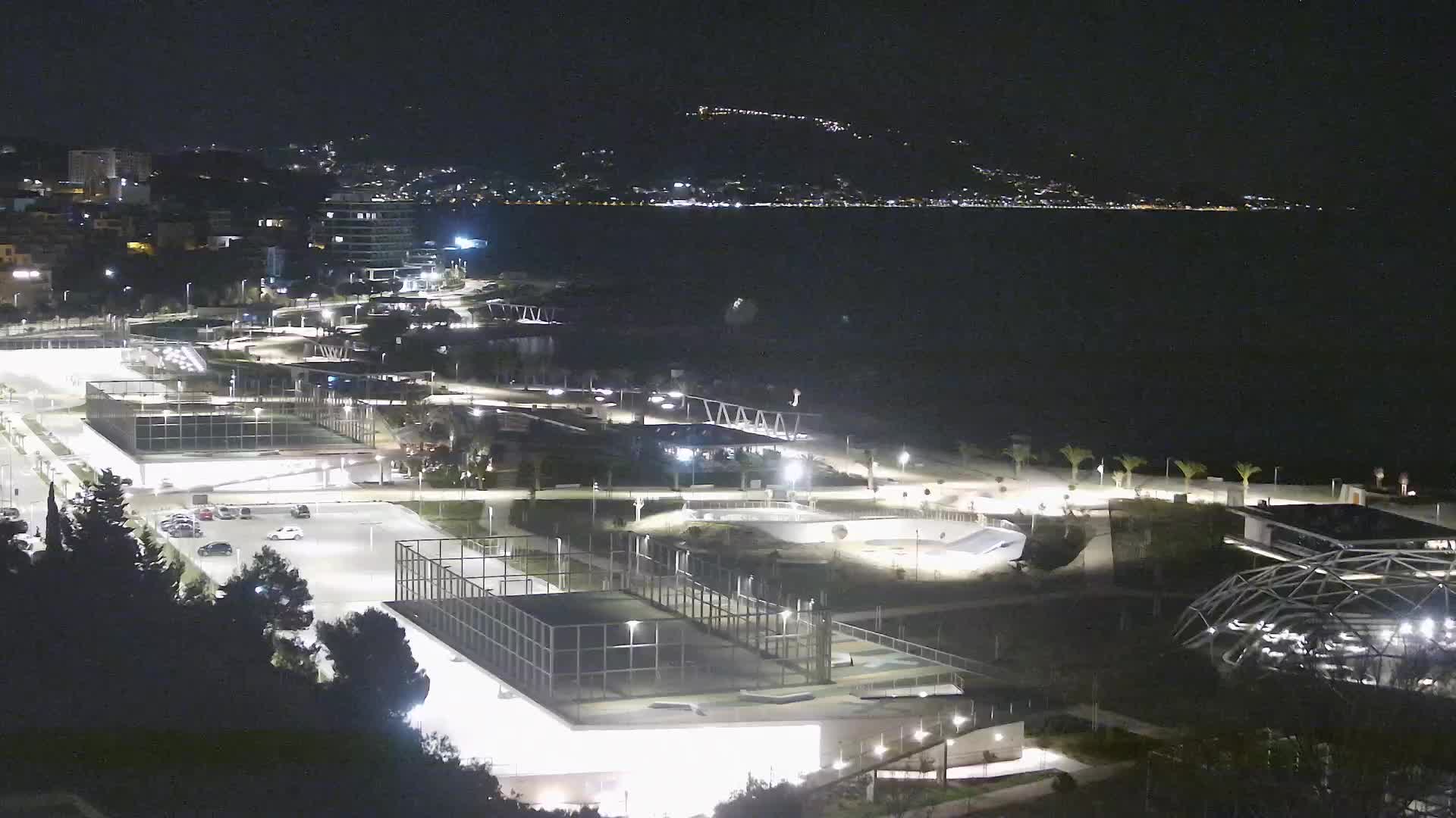 Plaža Žnjan in športni objekti – Split