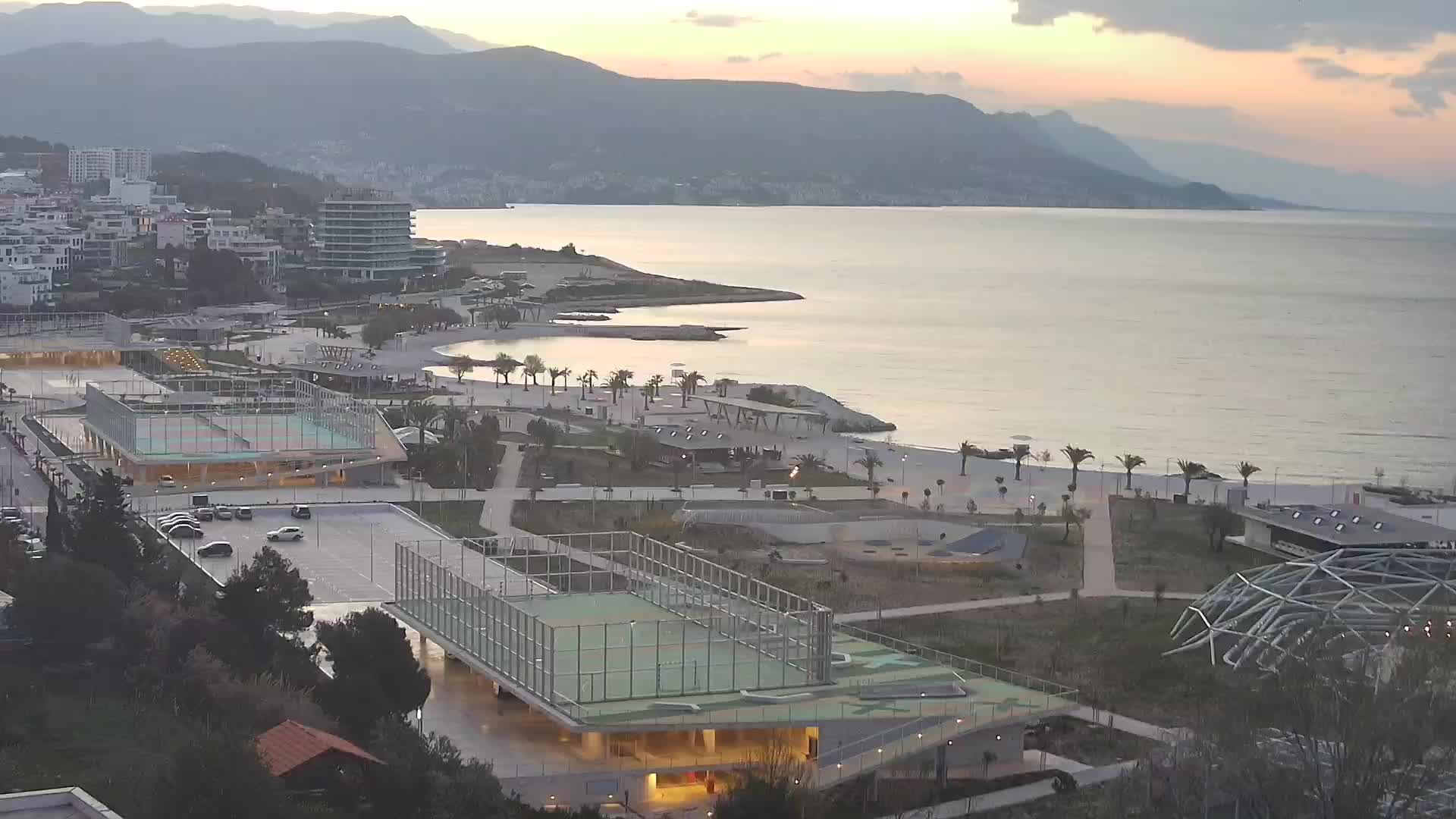 Plaža Žnjan in športni objekti – Split