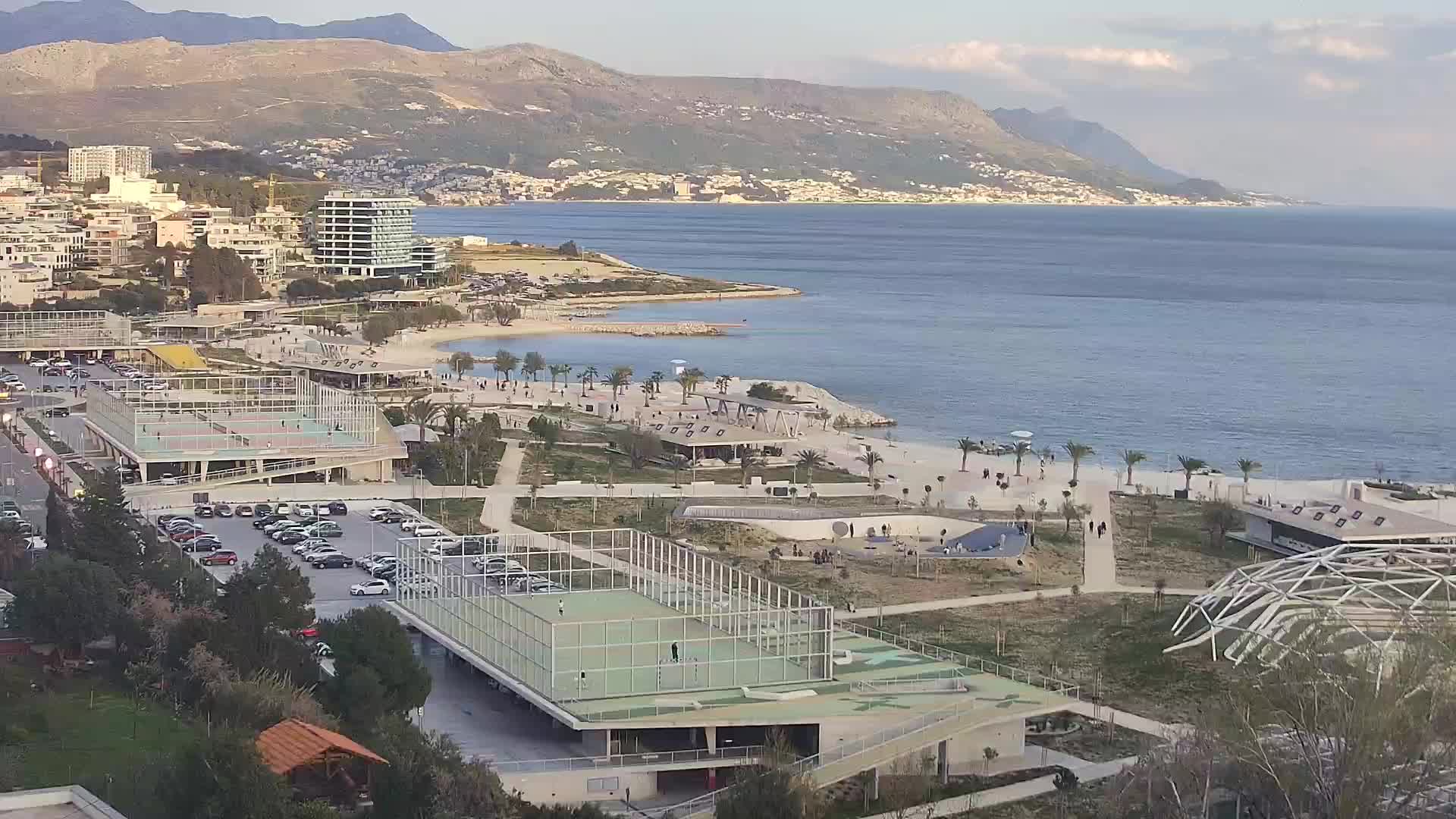 Plage Žnjan et installations sportives – Split