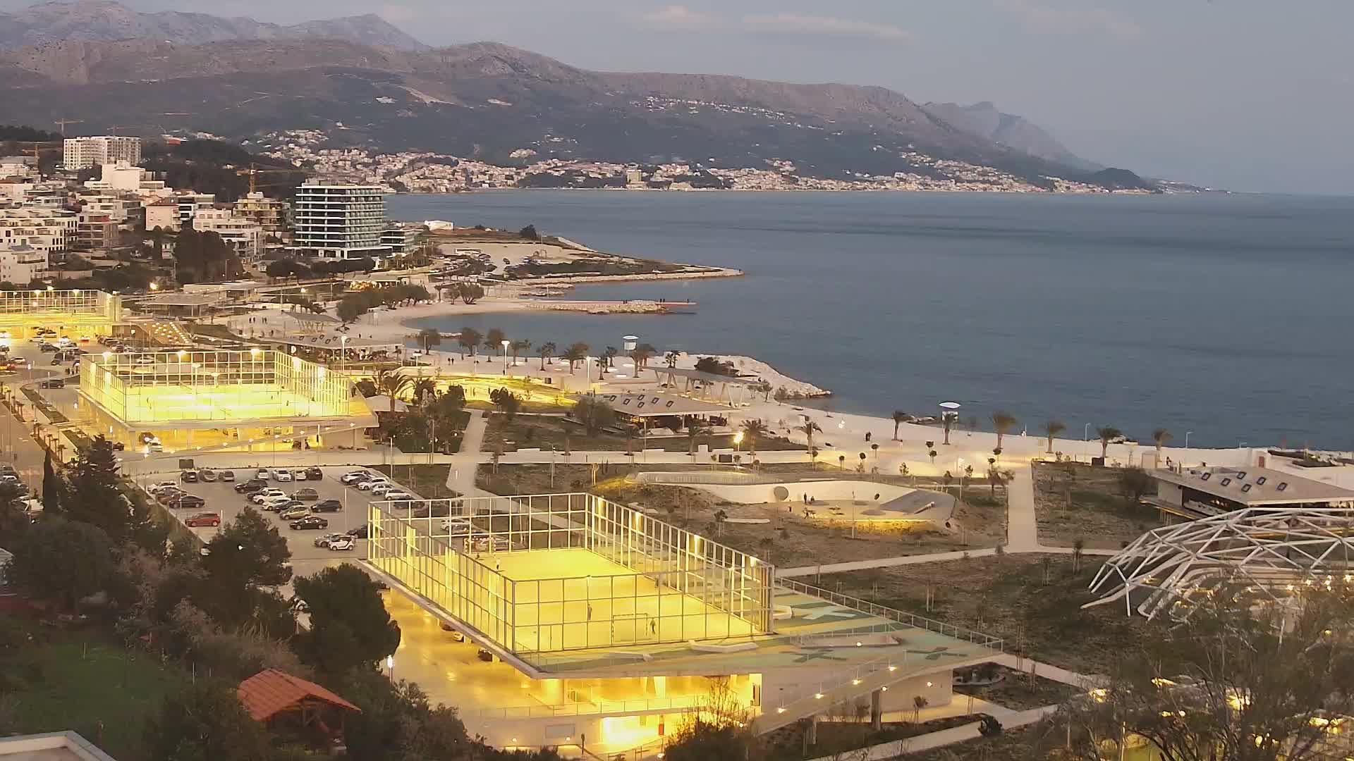 Playa Žnjan e instalaciones deportivas – Split
