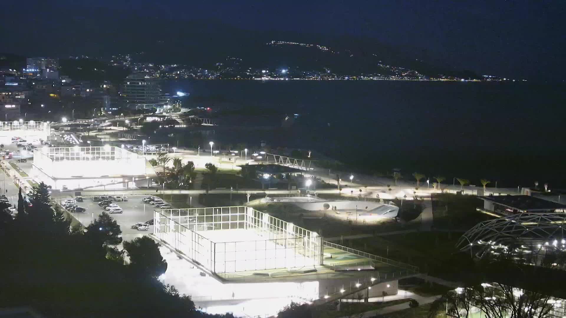 Plage Žnjan et installations sportives – Split