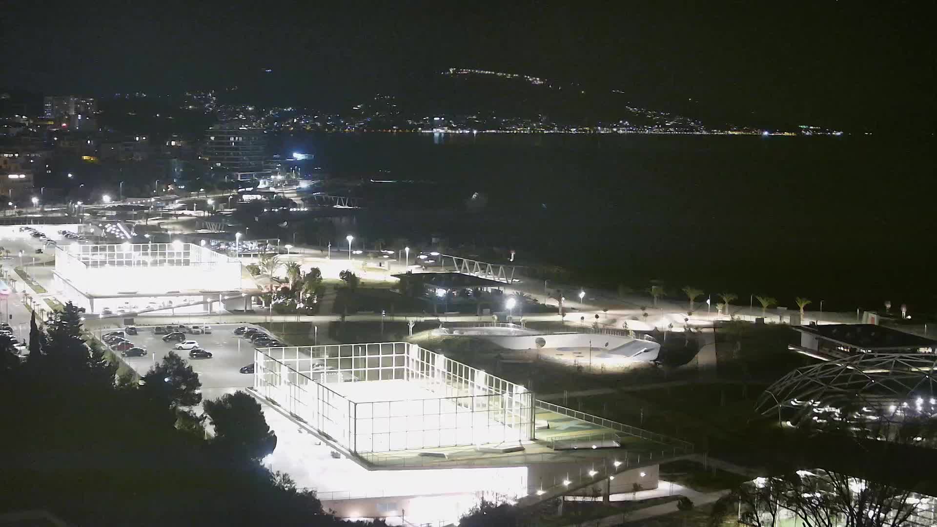 Playa Žnjan e instalaciones deportivas – Split