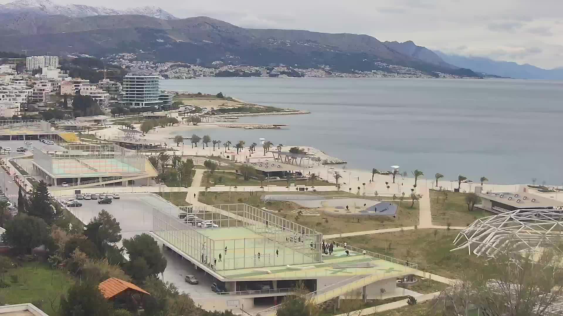 Playa Žnjan e instalaciones deportivas – Split