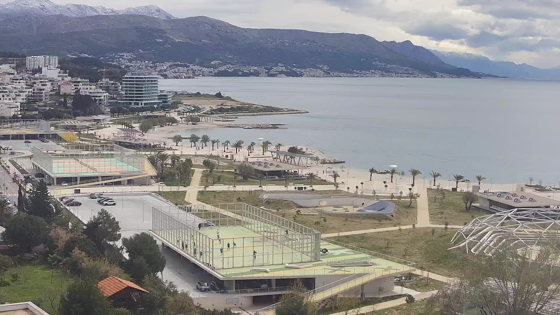Plage Žnjan et installations sportives – Split