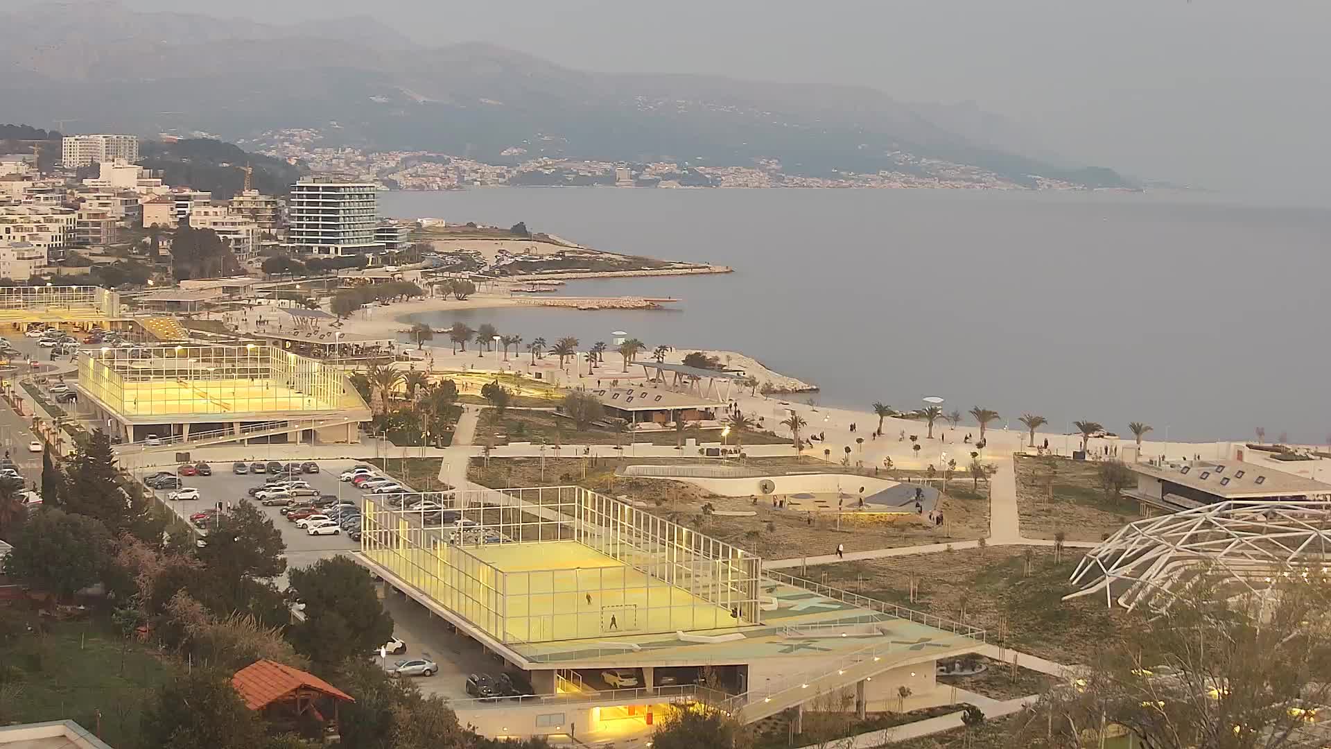 Playa Žnjan e instalaciones deportivas – Split