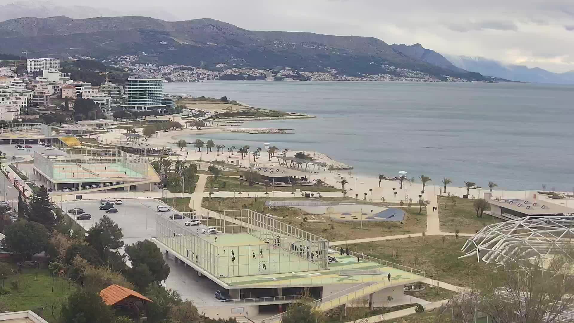 Plage Žnjan et installations sportives – Split
