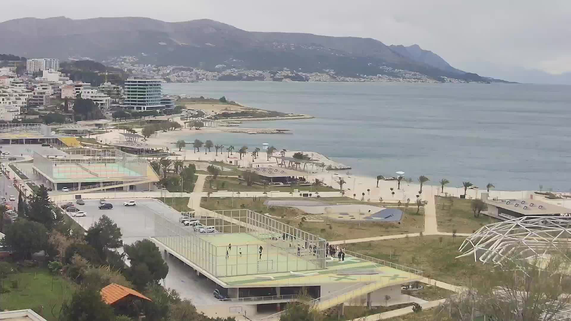 Playa Žnjan e instalaciones deportivas – Split