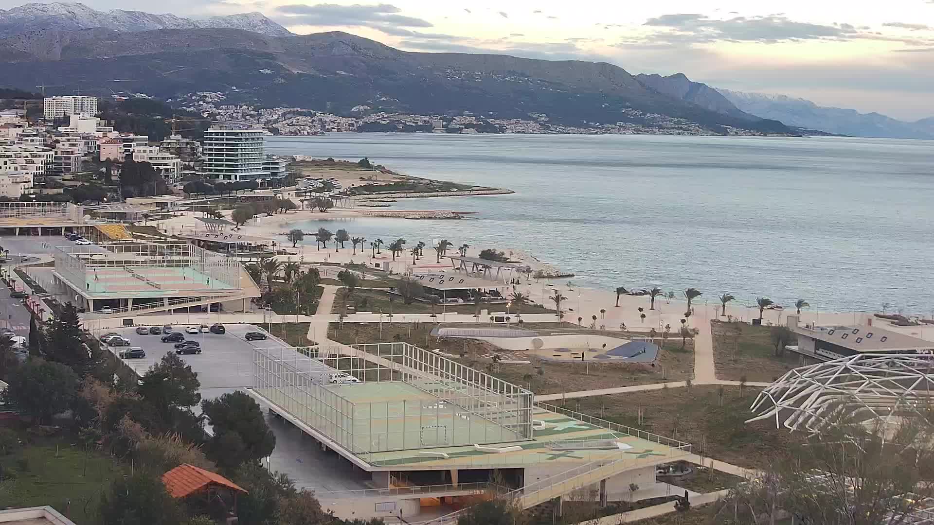 Plaža Žnjan in športni objekti – Split