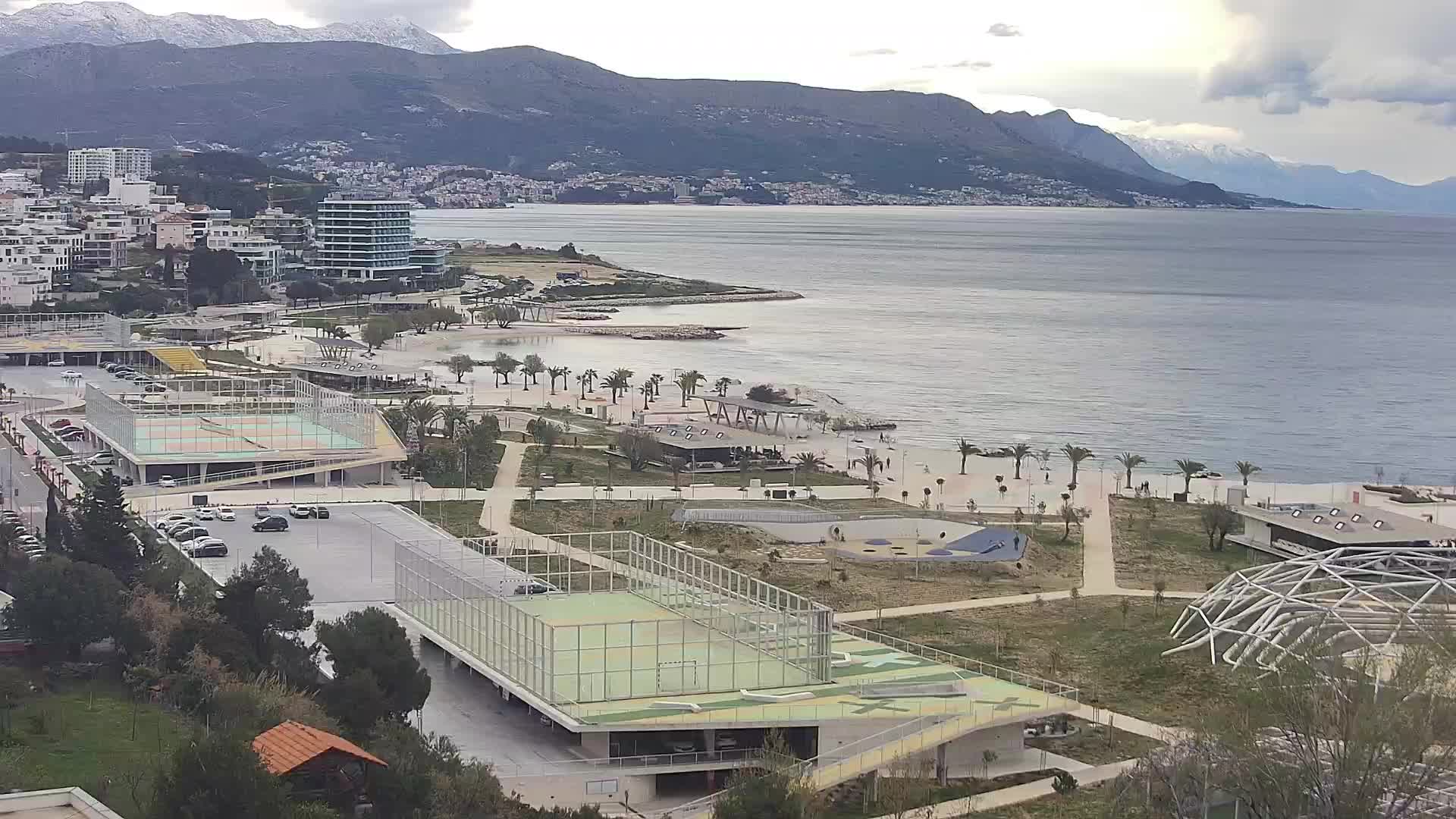 Playa Žnjan e instalaciones deportivas – Split