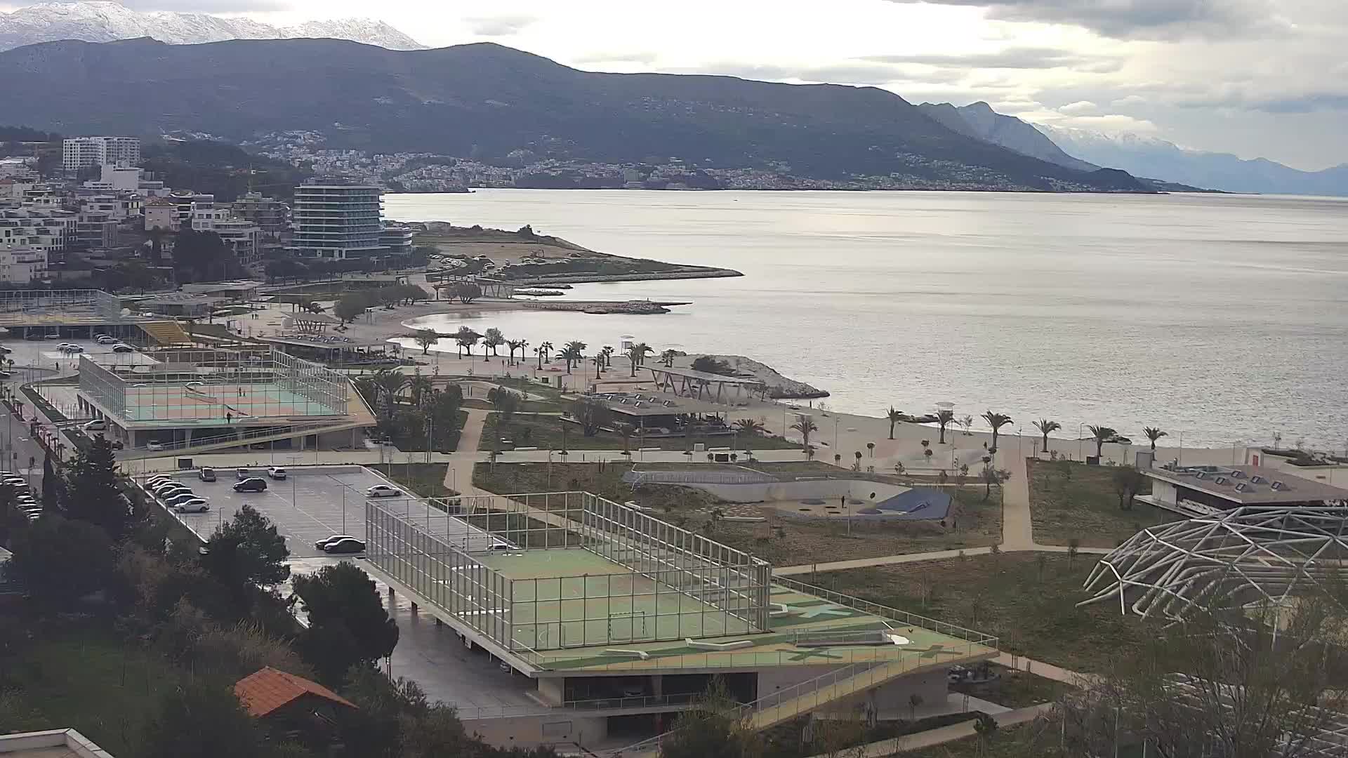 Plage Žnjan et installations sportives – Split