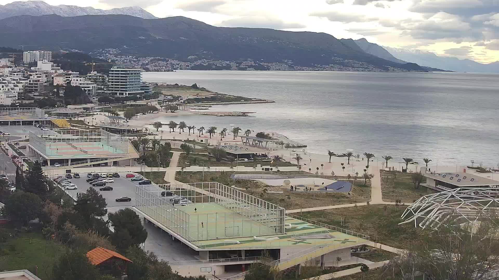 Playa Žnjan e instalaciones deportivas – Split