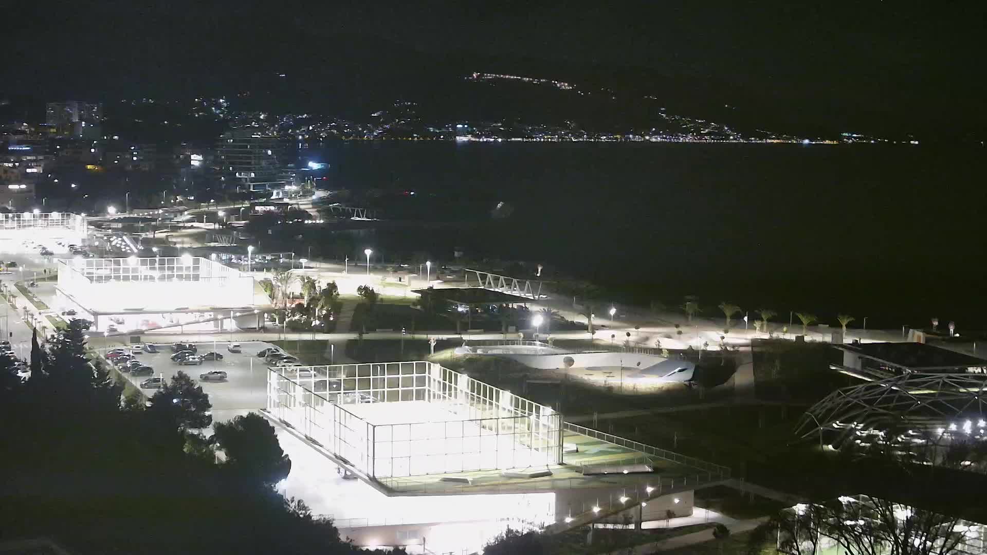 Playa Žnjan e instalaciones deportivas – Split